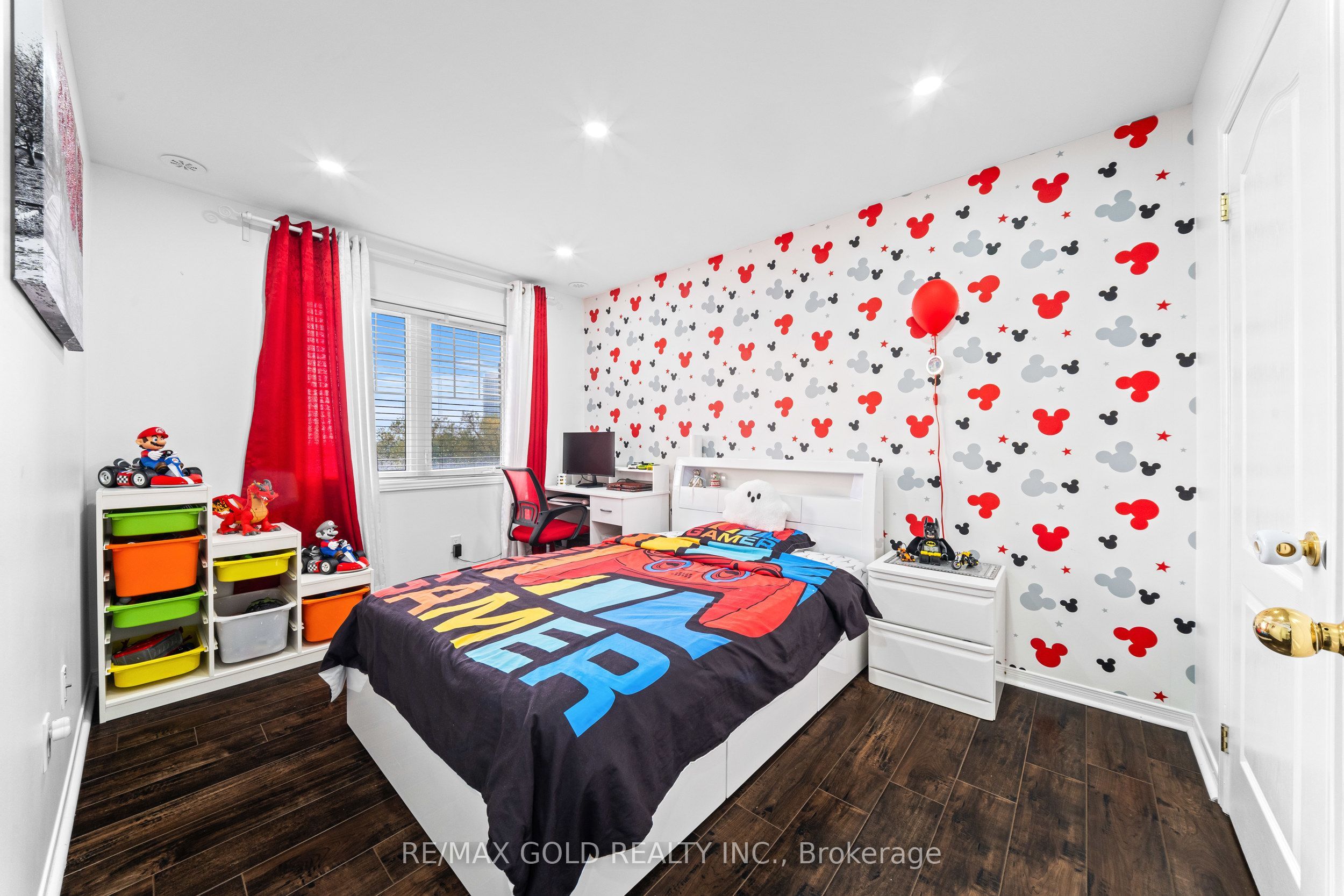 35 Davenhill Road Property Photo 13