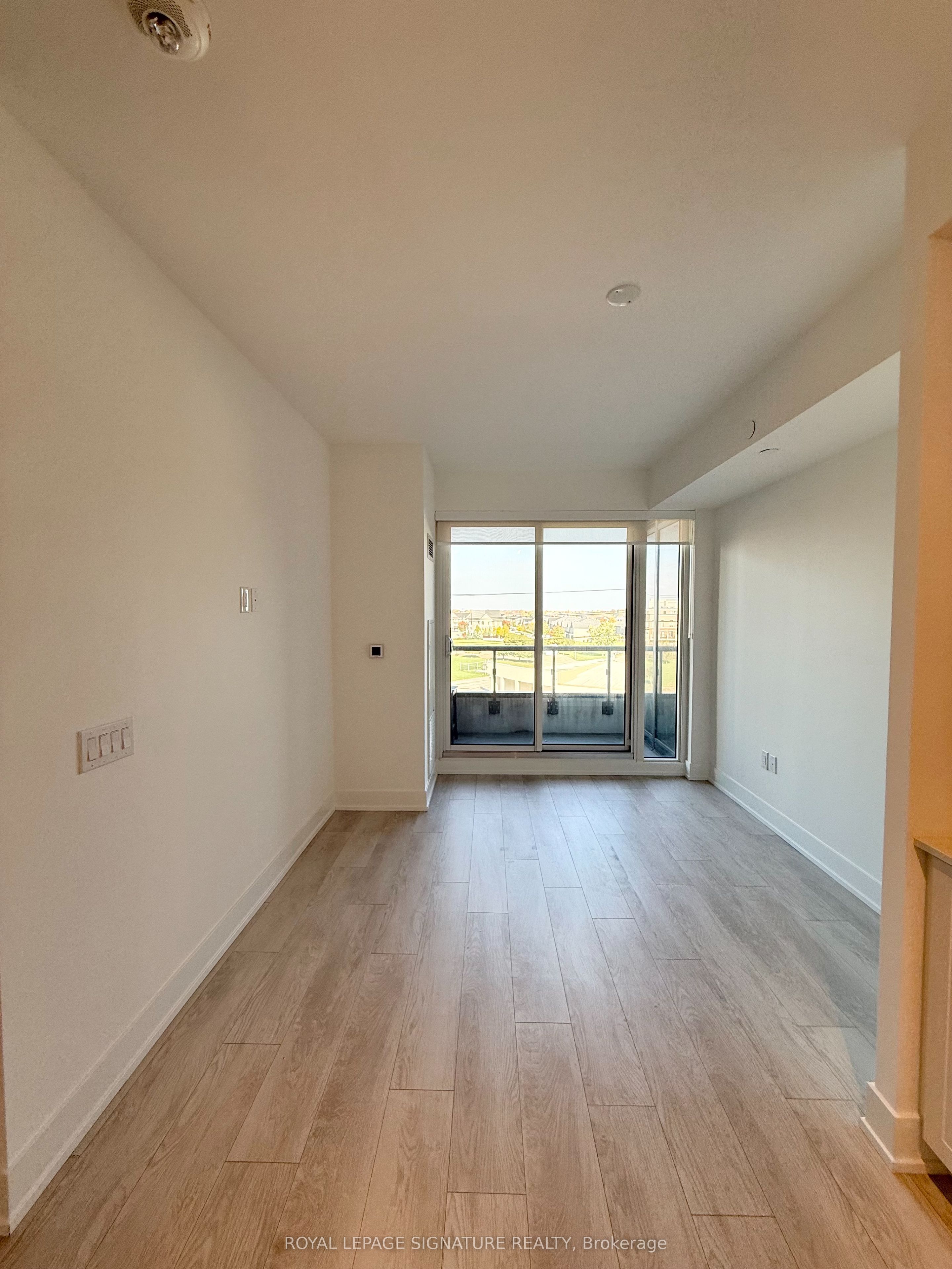 2450 Old Bronte Road 410 Property Photo 8