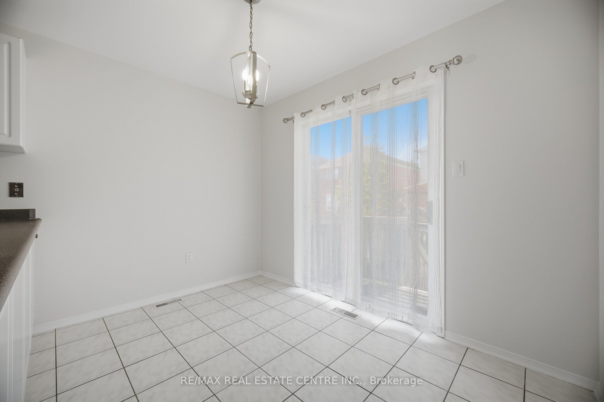 3727 Althorpe Circle Property Photo 15