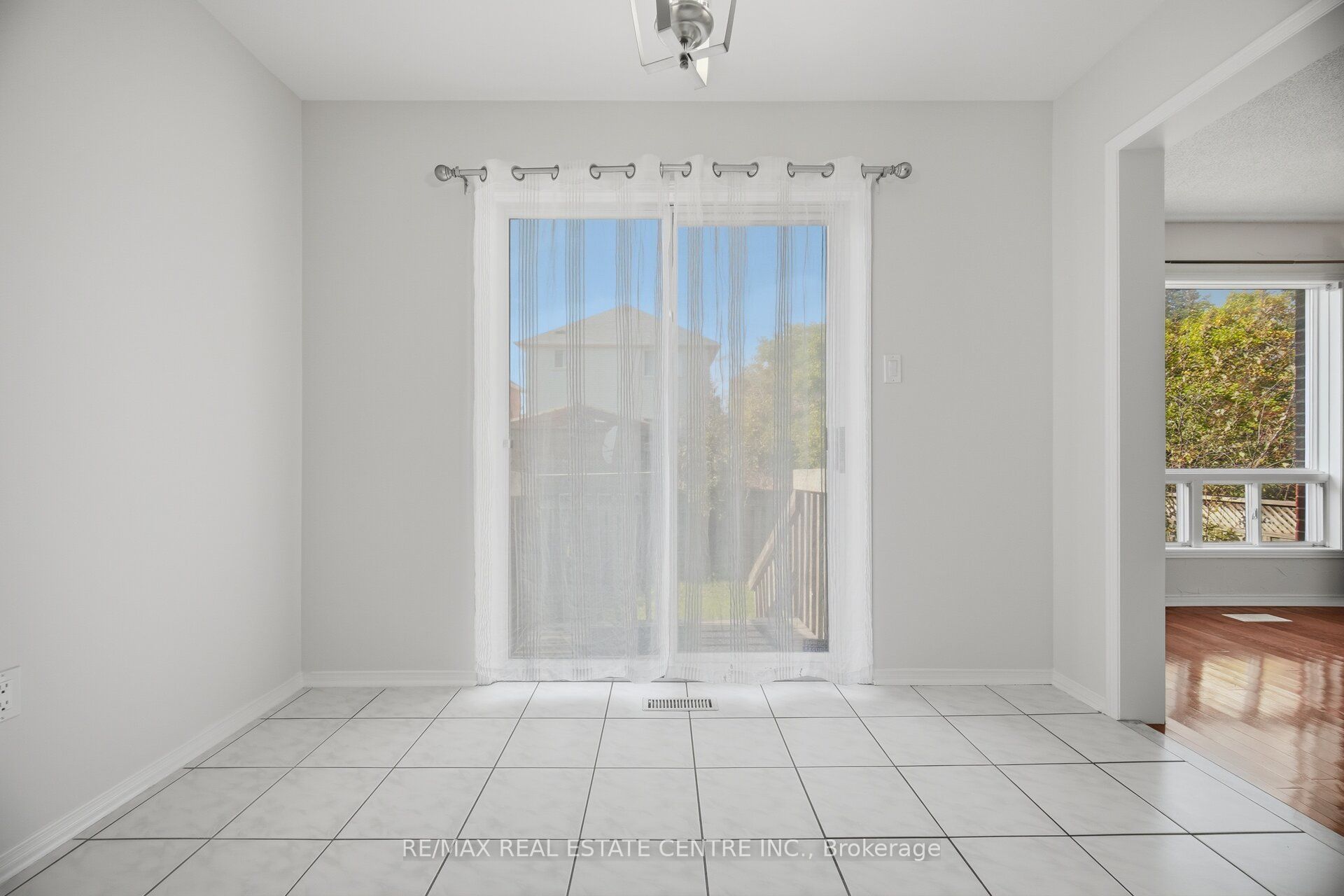 3727 Althorpe Circle Property Photo 35