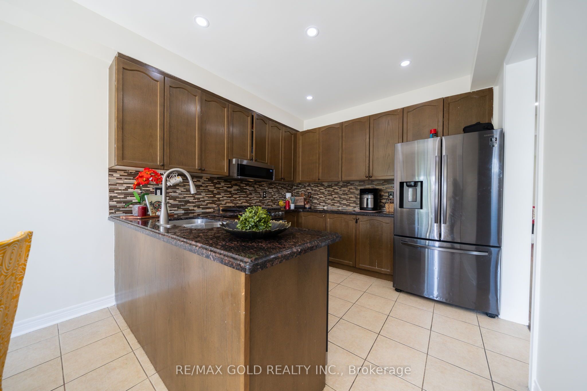 12 Pefferlaw Drive Property Photo 13