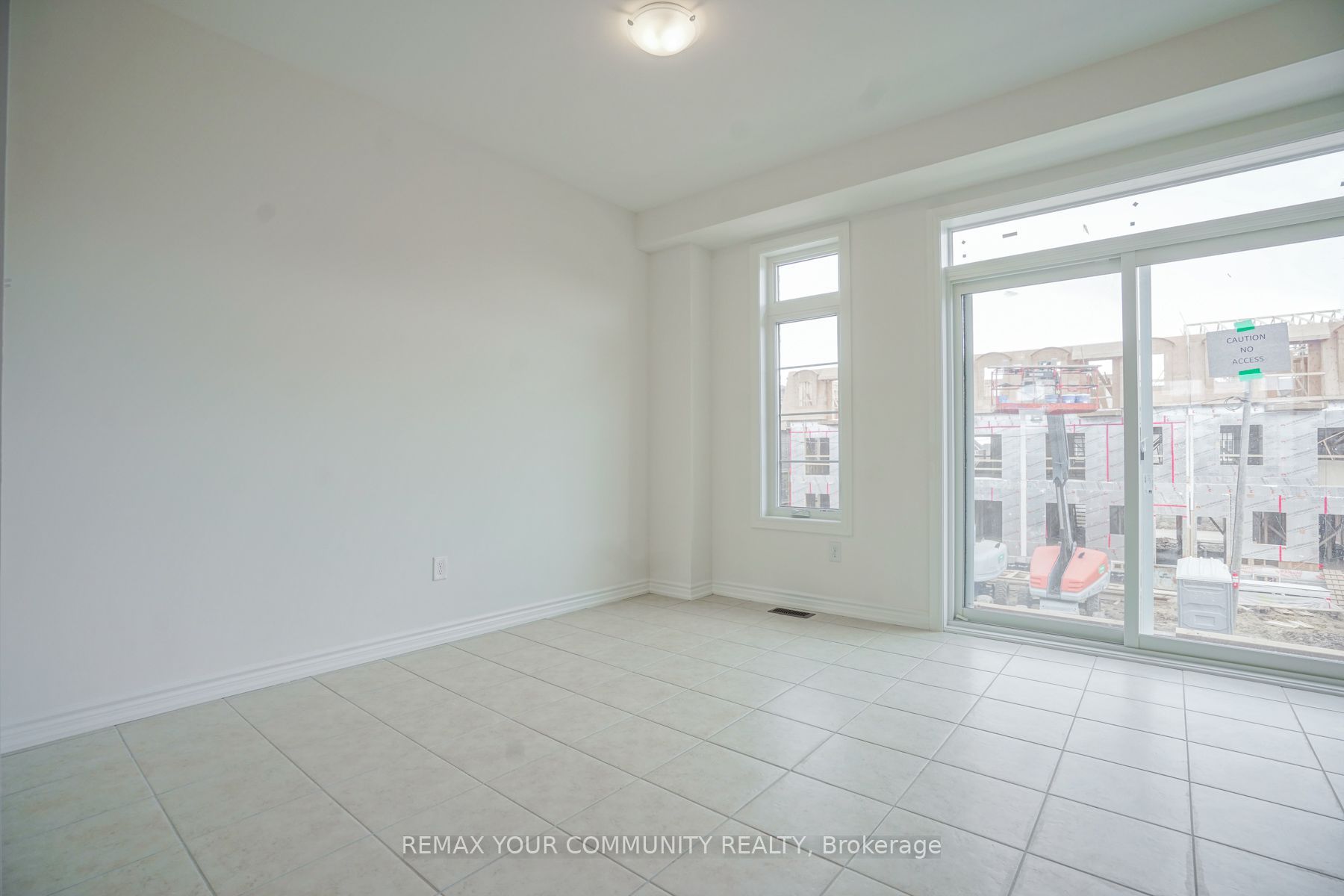 13 Gilford Street Property Photo 11