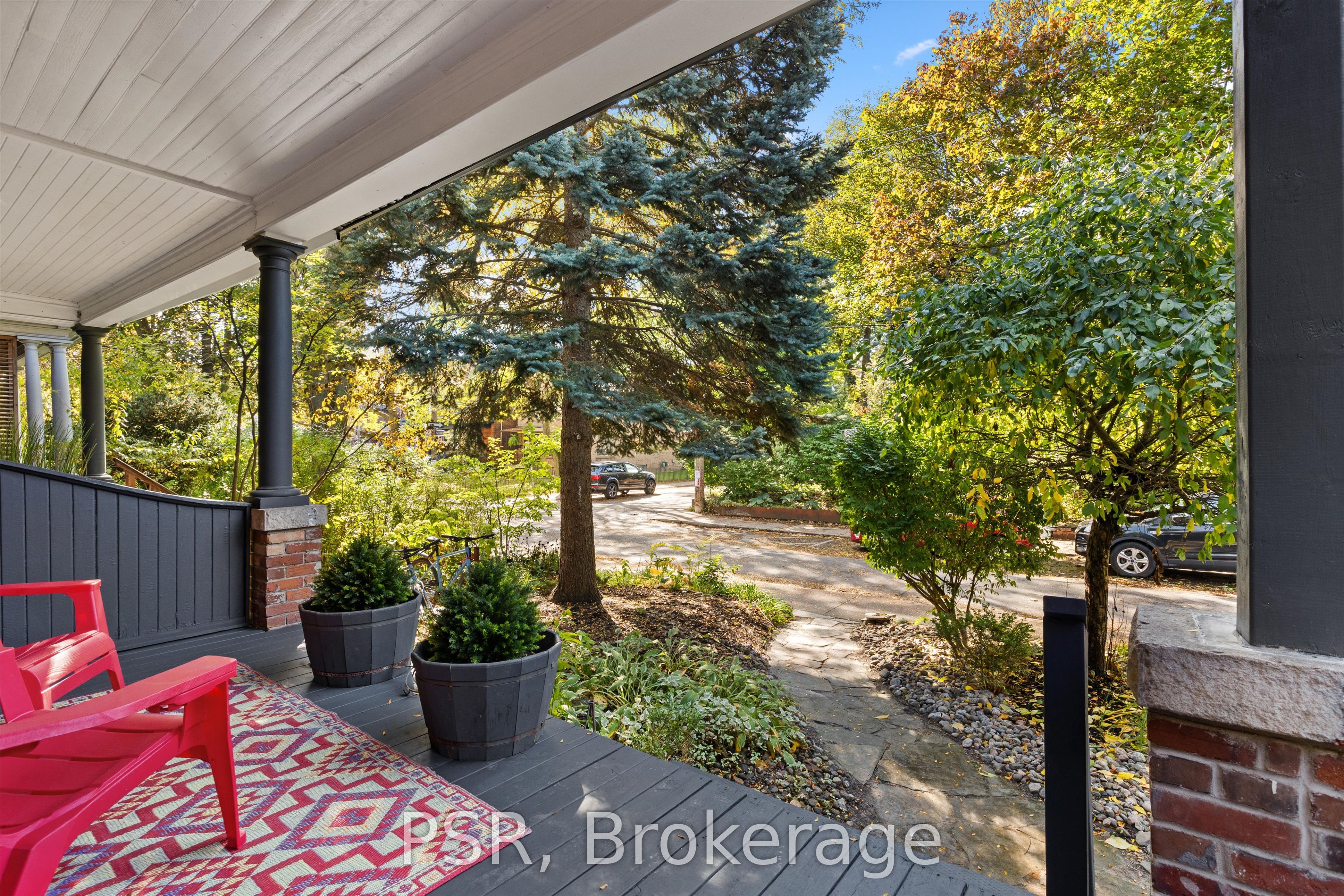 109 Macdonell Avenue Property Photo 3