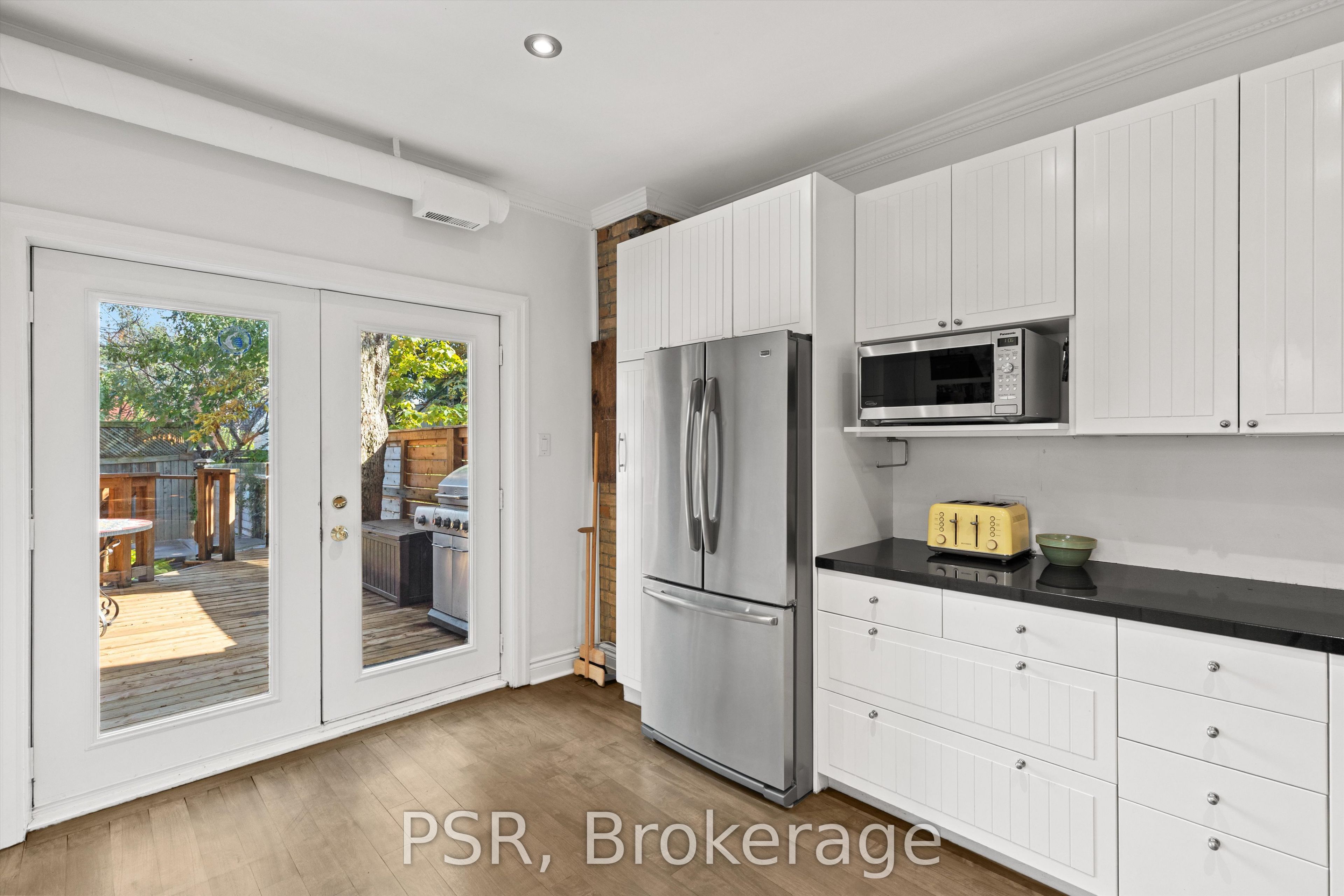 109 Macdonell Avenue Property Photo 12