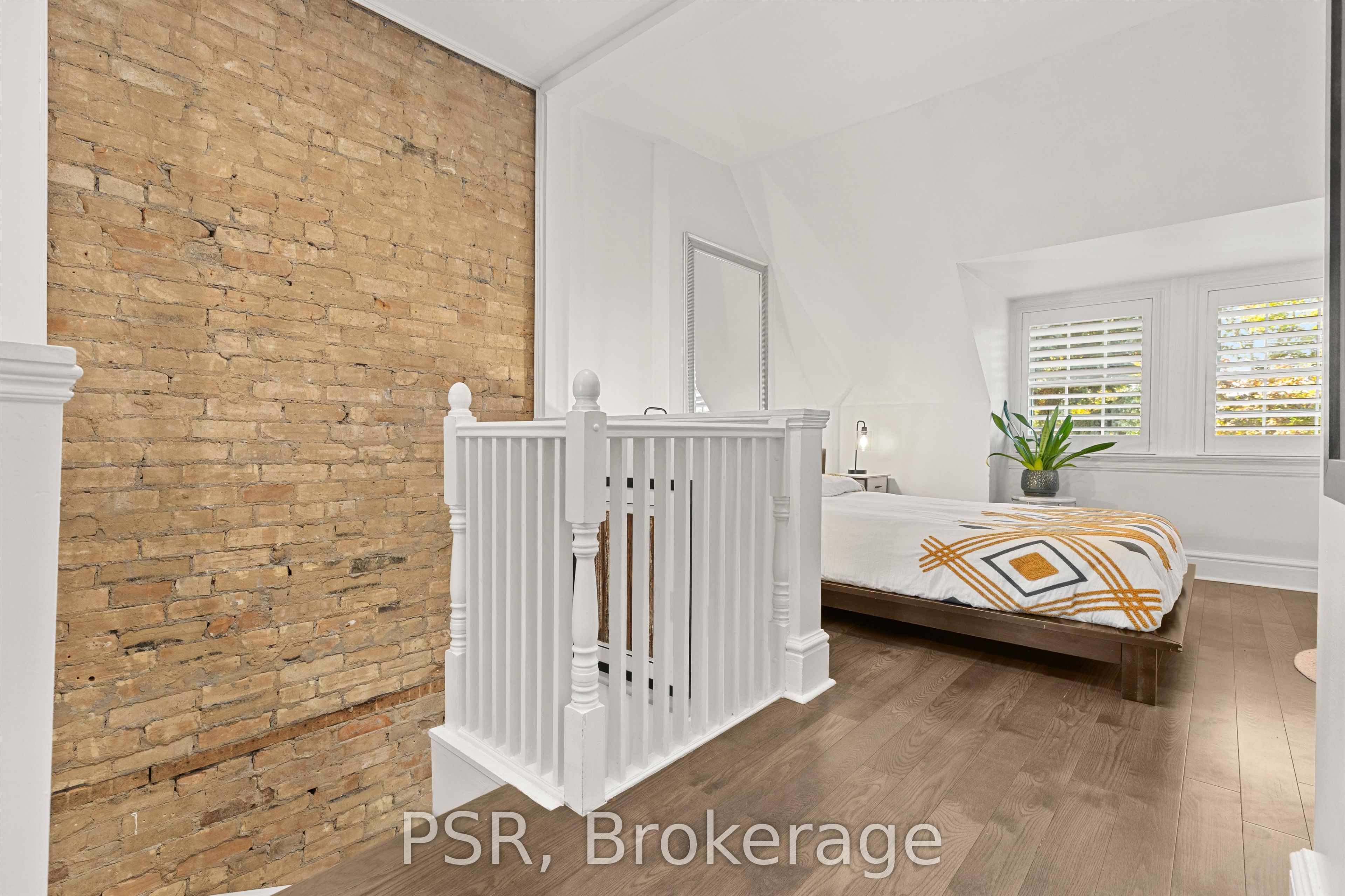 109 Macdonell Avenue Property Photo 18