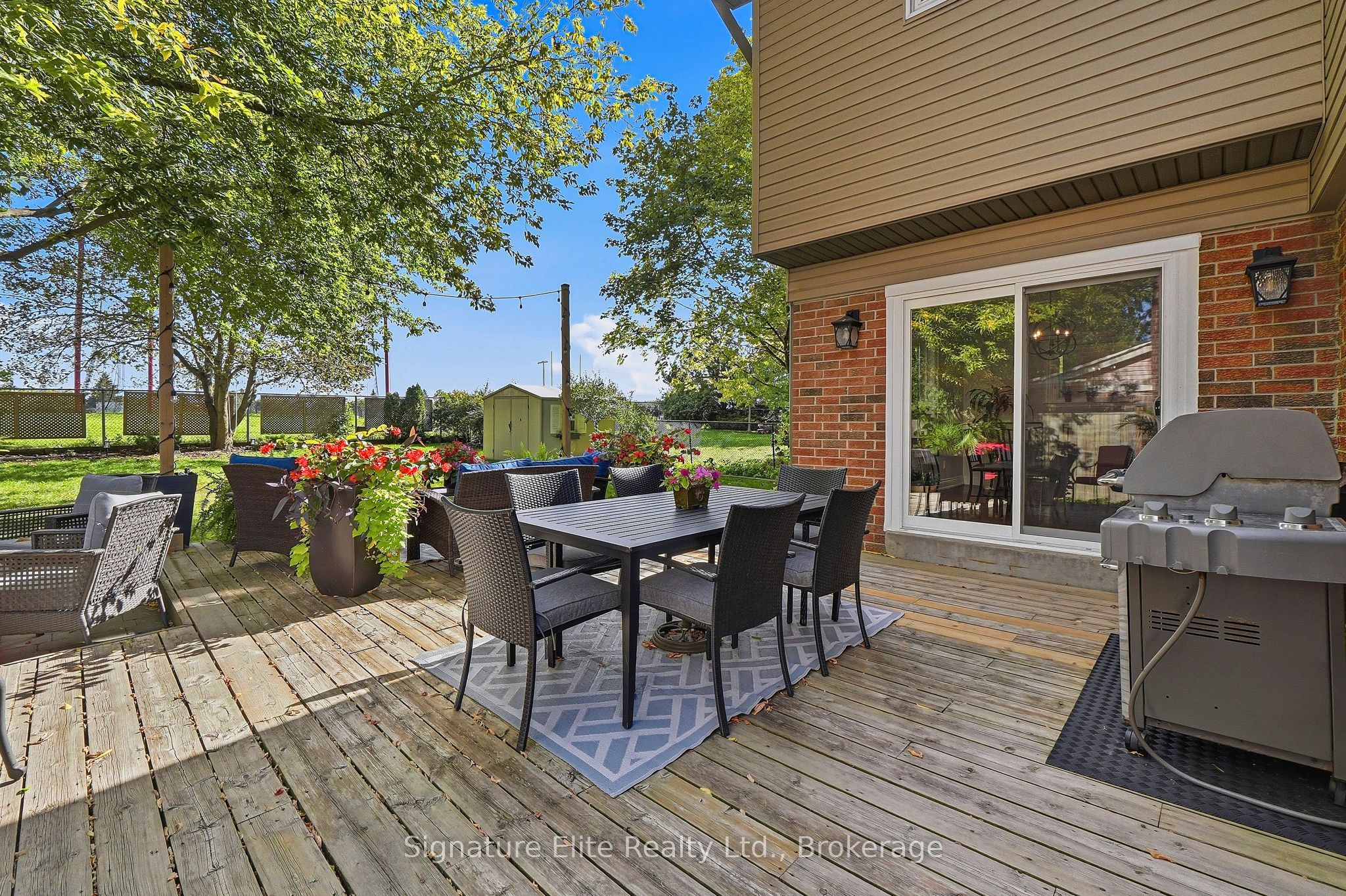 190 Longwood Drive Property Photo 13