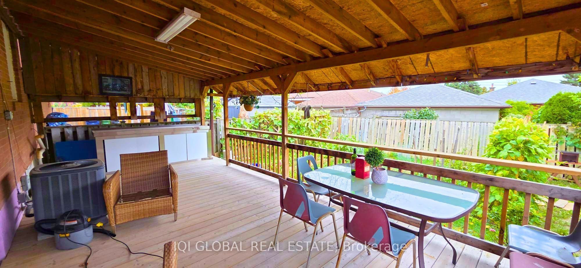 11 Stone Court Property Photo 18