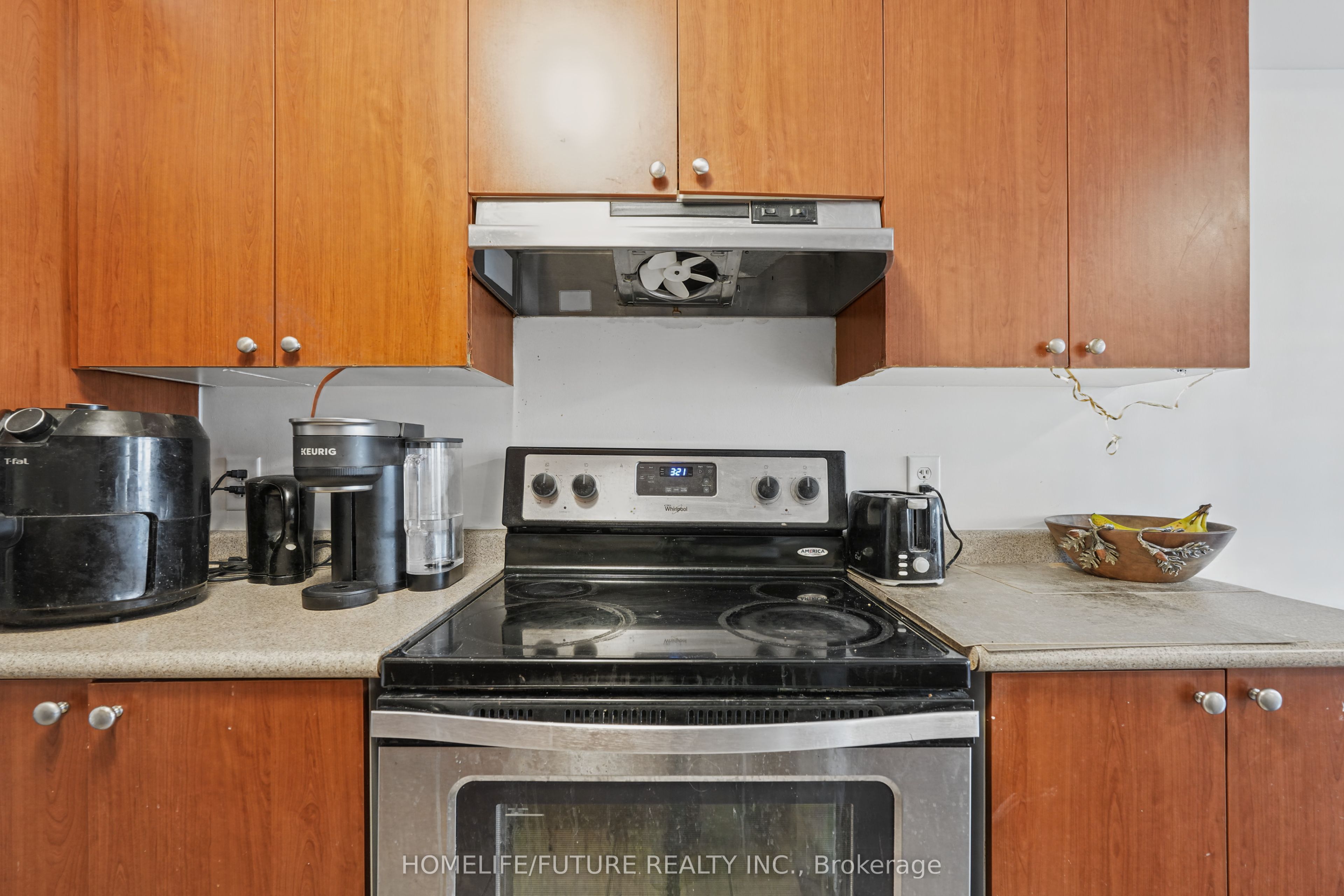 4975 Southampton Drive 337 Property Photo 11