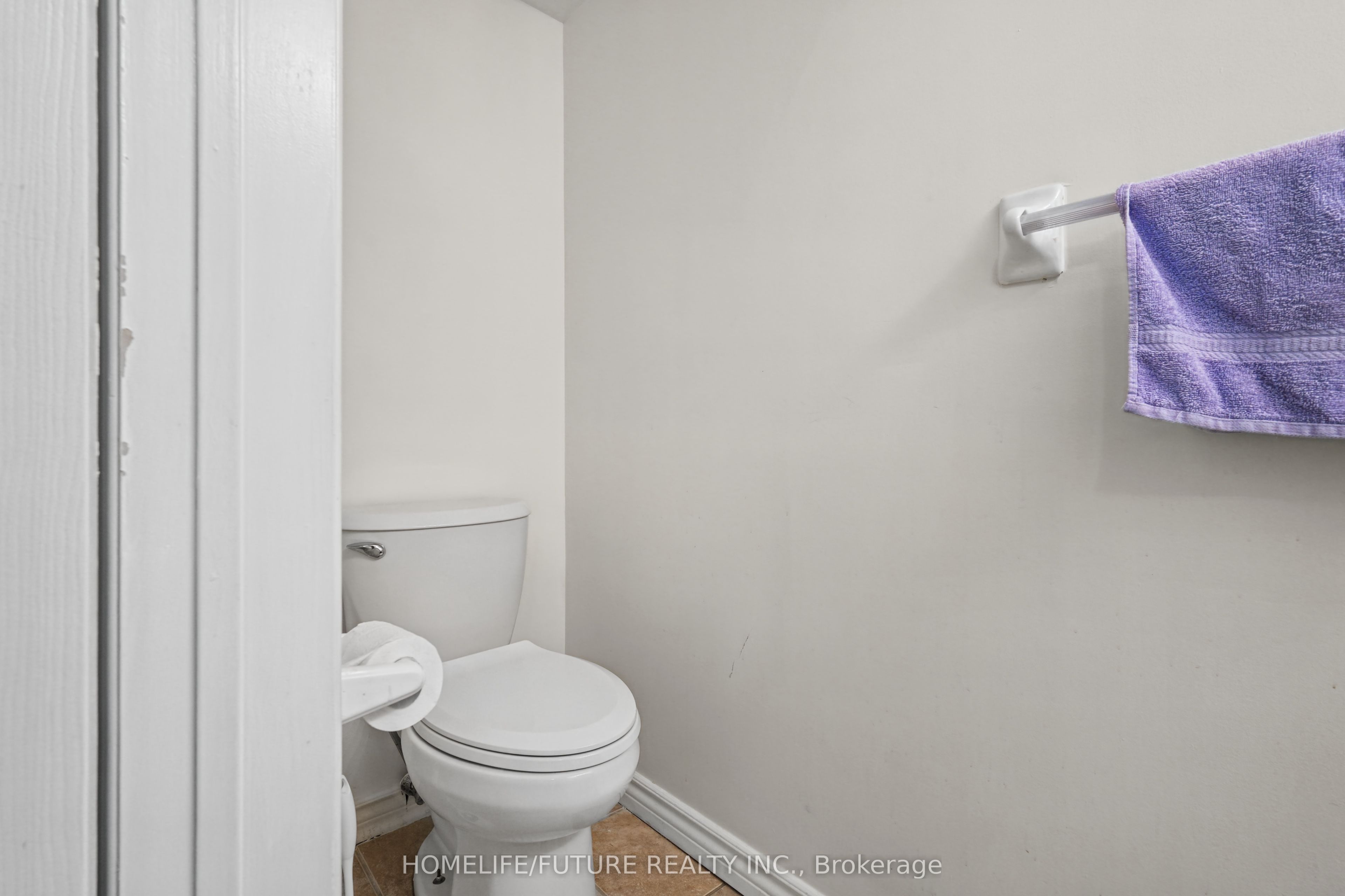 4975 Southampton Drive 337 Property Photo 14