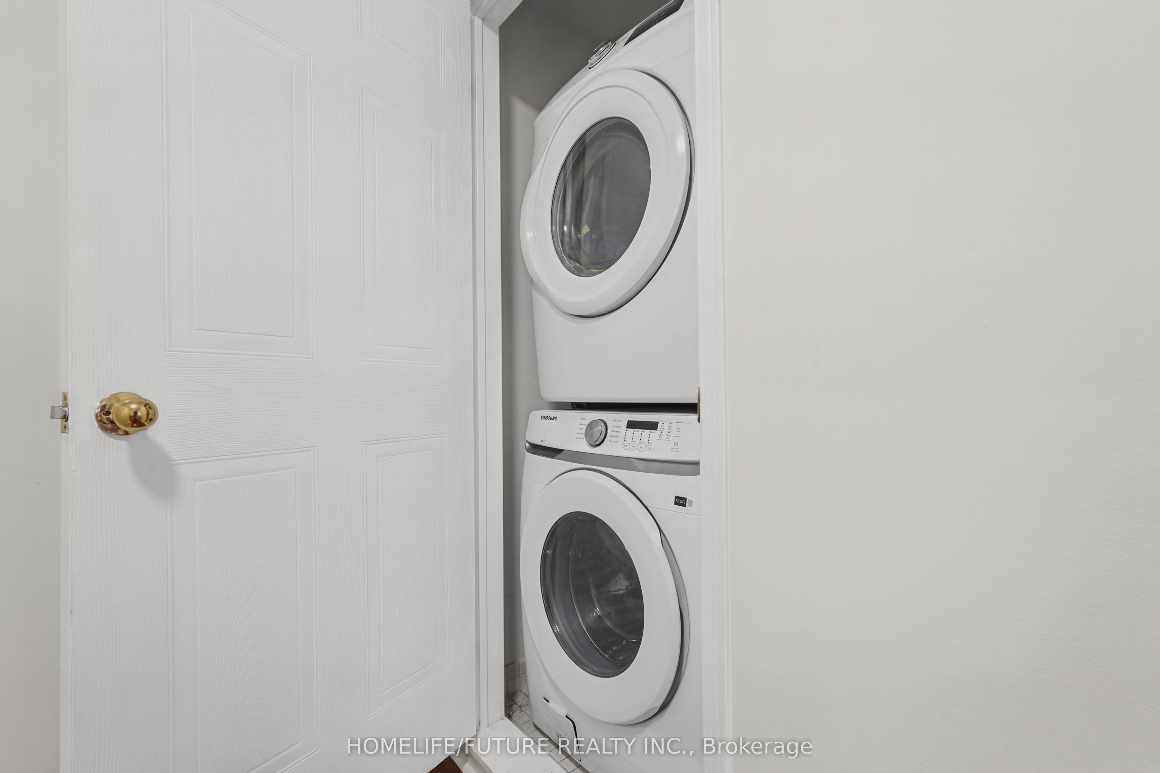 4975 Southampton Drive 337 Property Photo 15