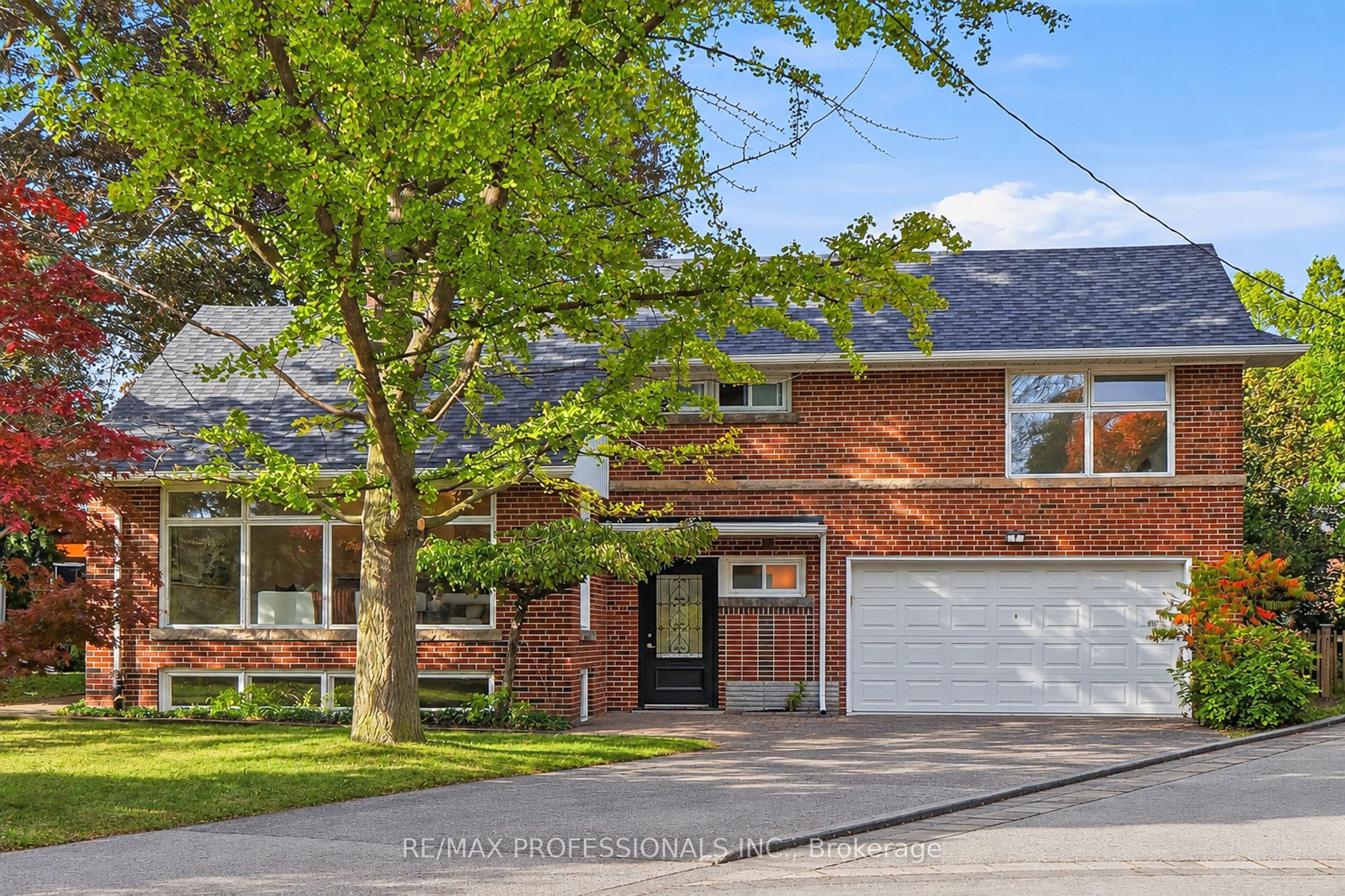 8 Northolt Court