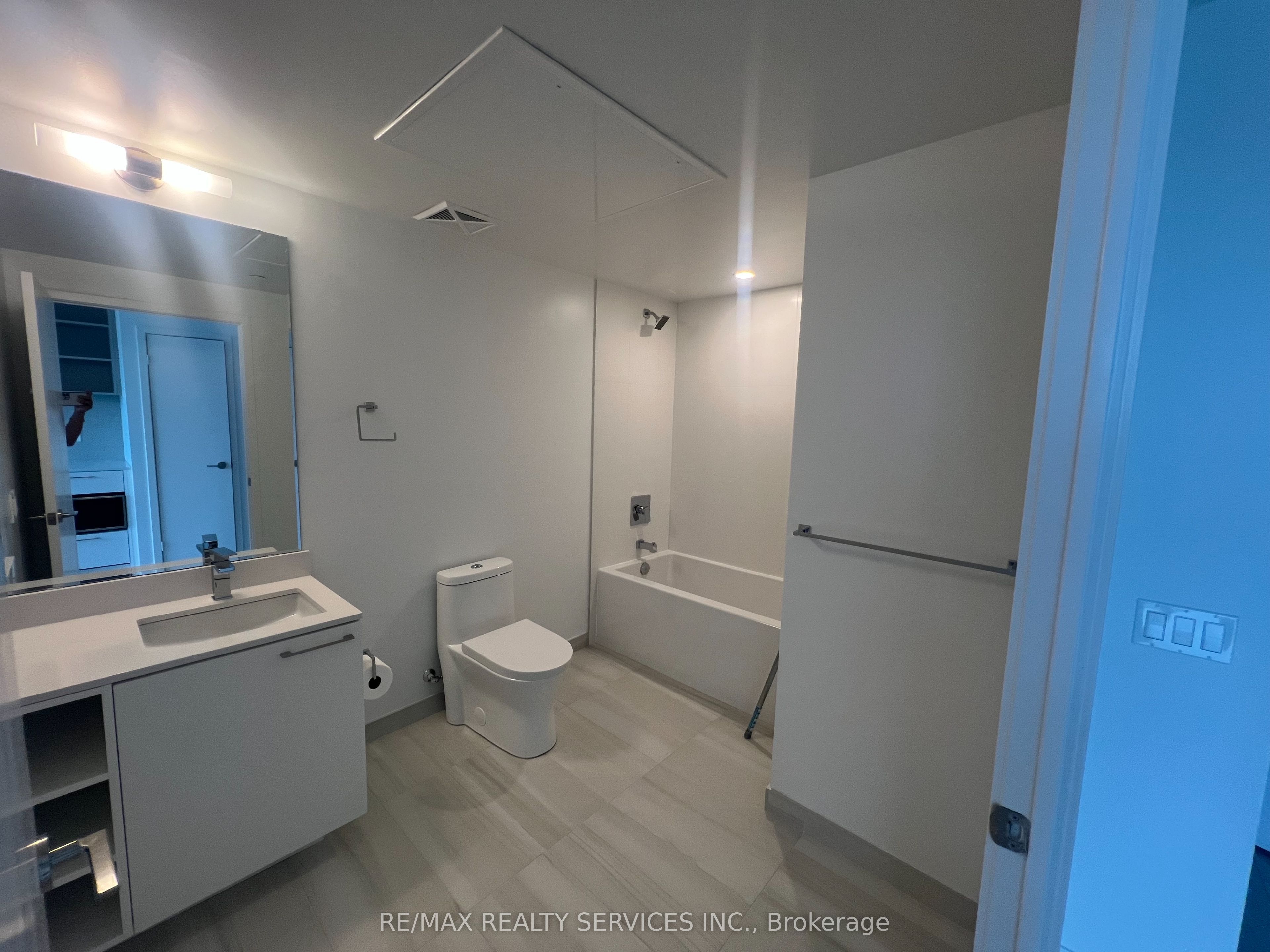 260 Malta Avenue 2204 Property Photo 12
