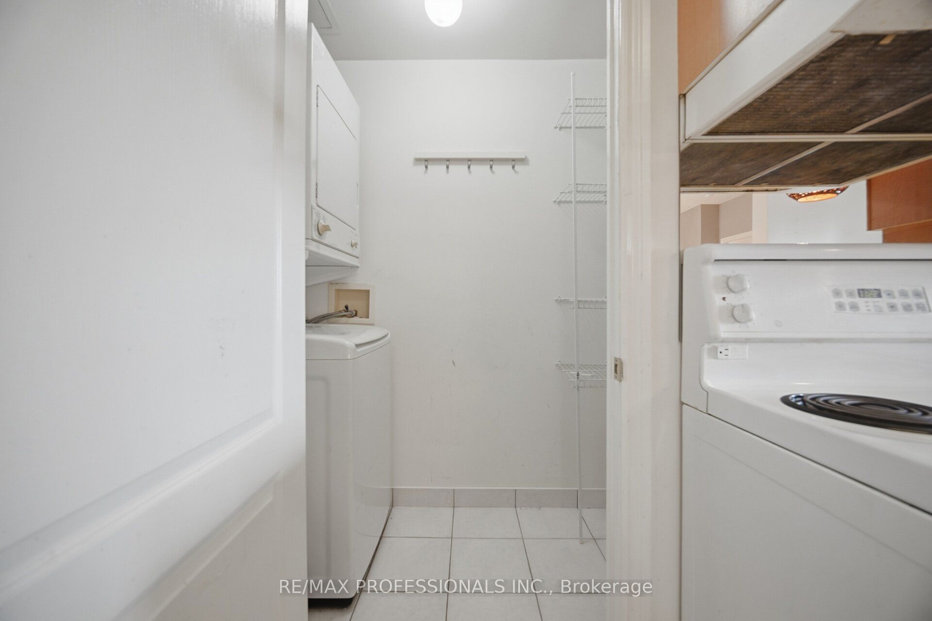 2 Aberfoyle Crescent N 901 Property Photo 20