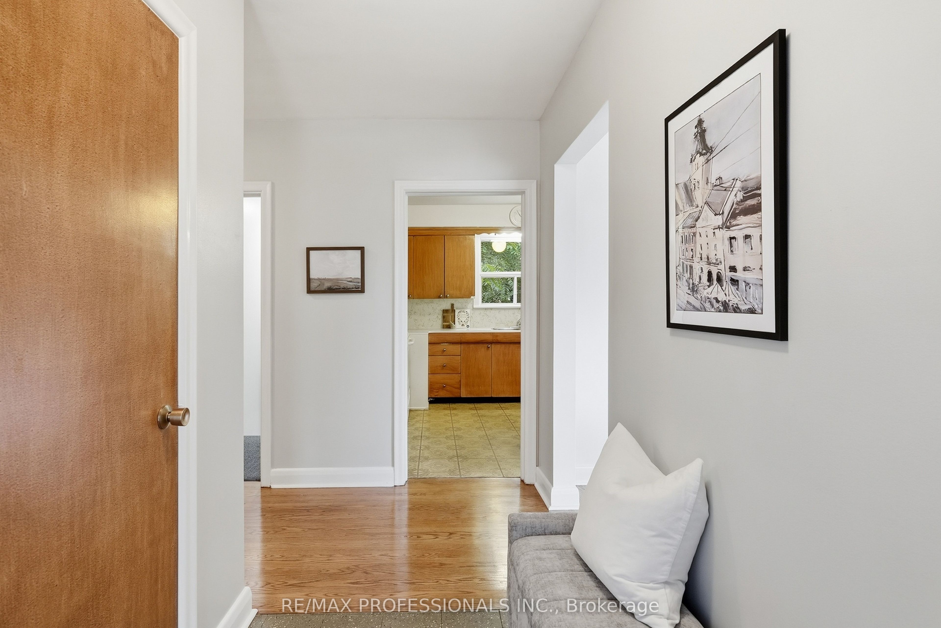 45 Fernalroy Boulevard Property Photo 4
