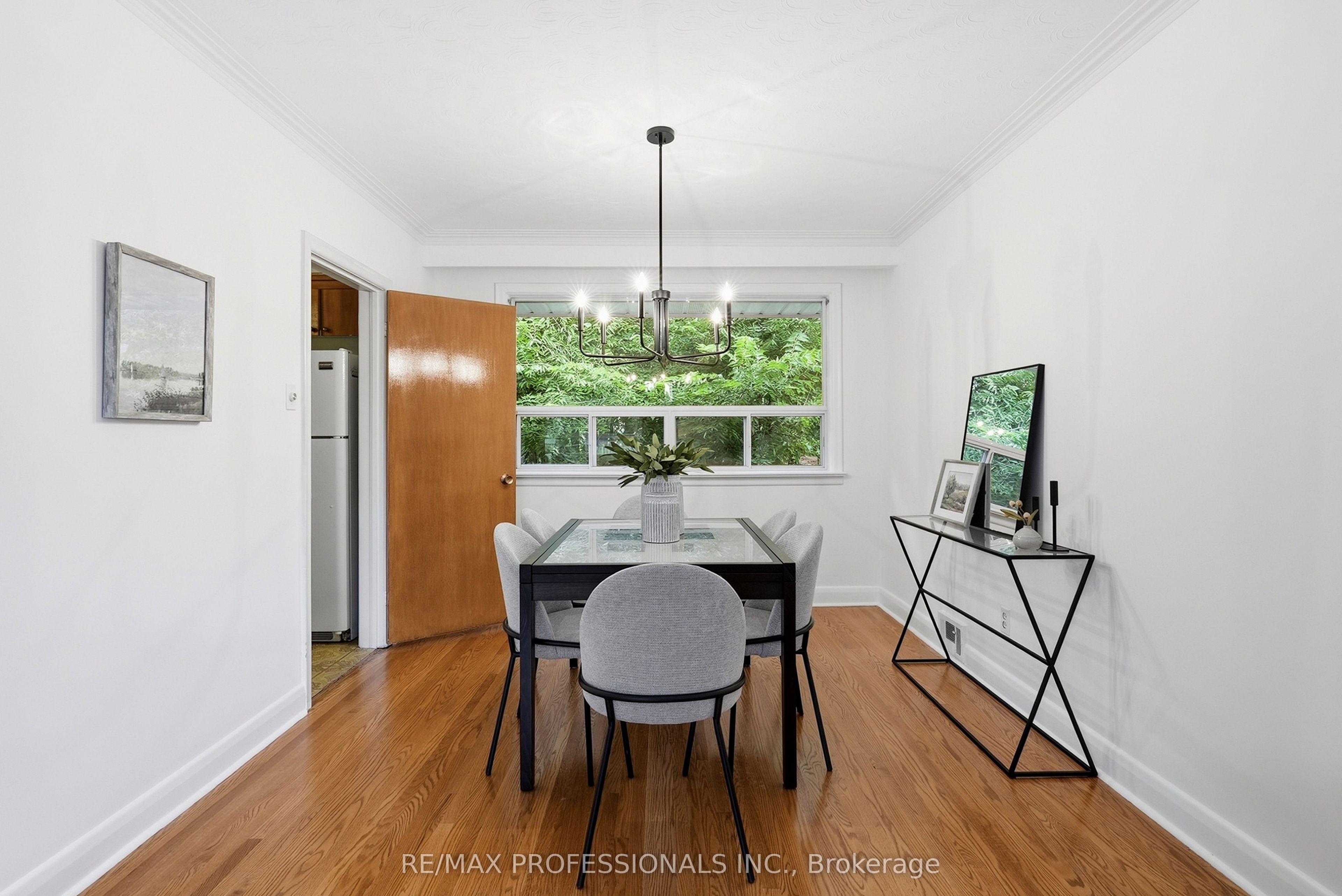 45 Fernalroy Boulevard Property Photo 12