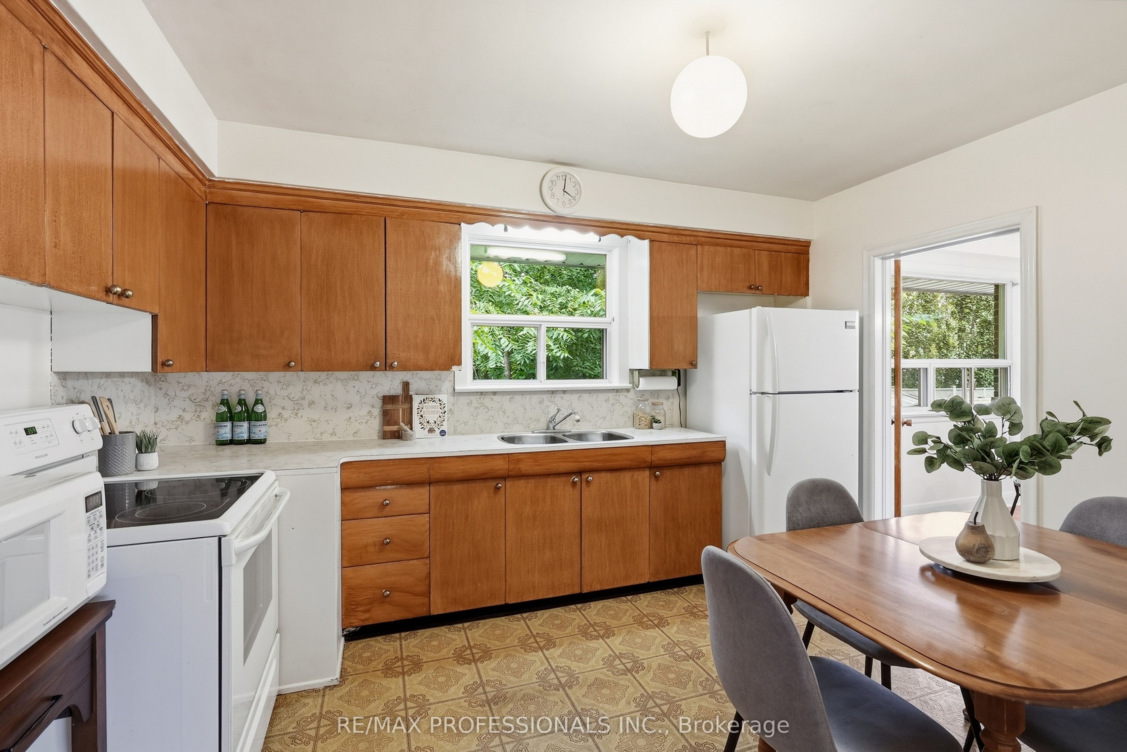 45 Fernalroy Boulevard Property Photo 16