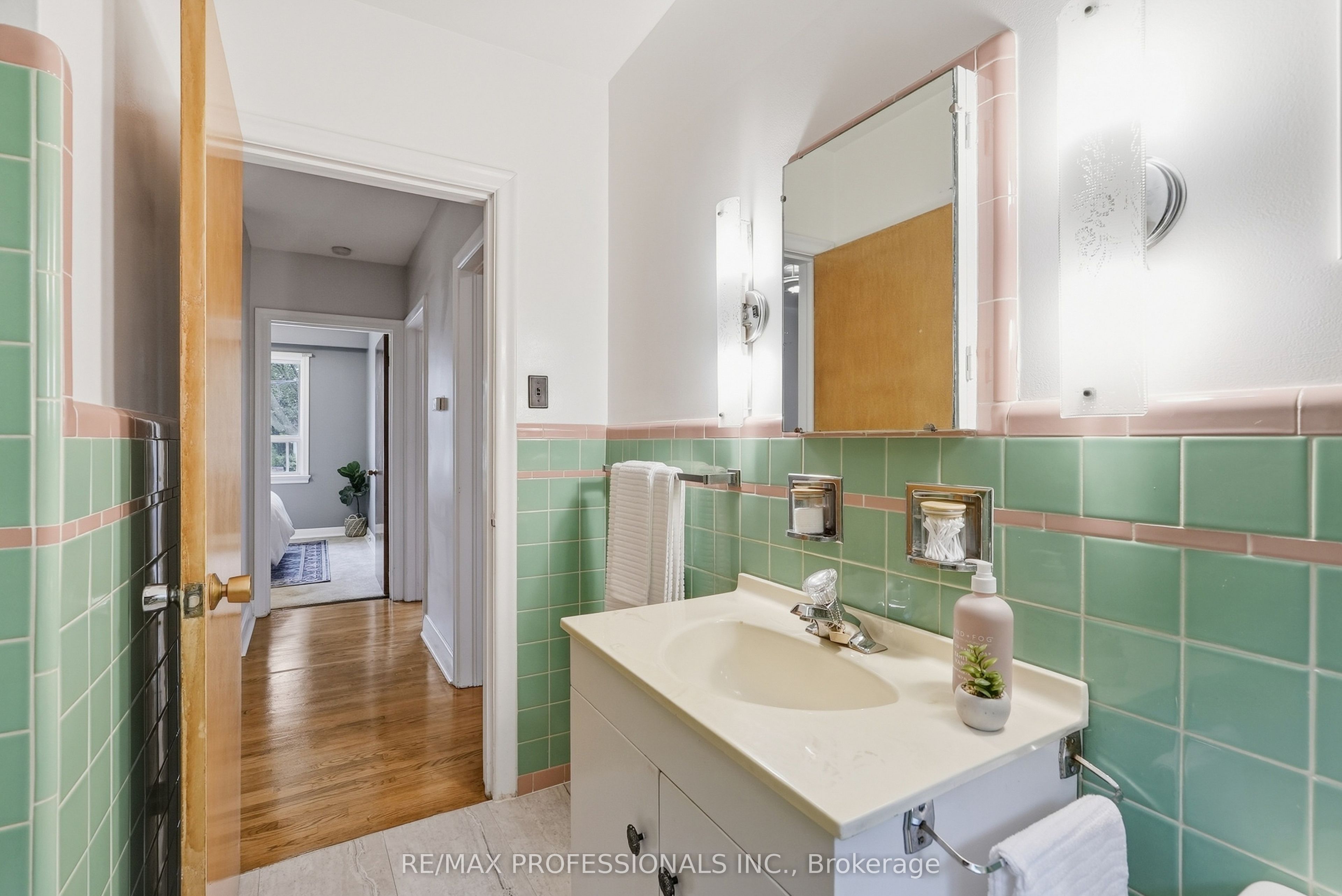 45 Fernalroy Boulevard Property Photo 27