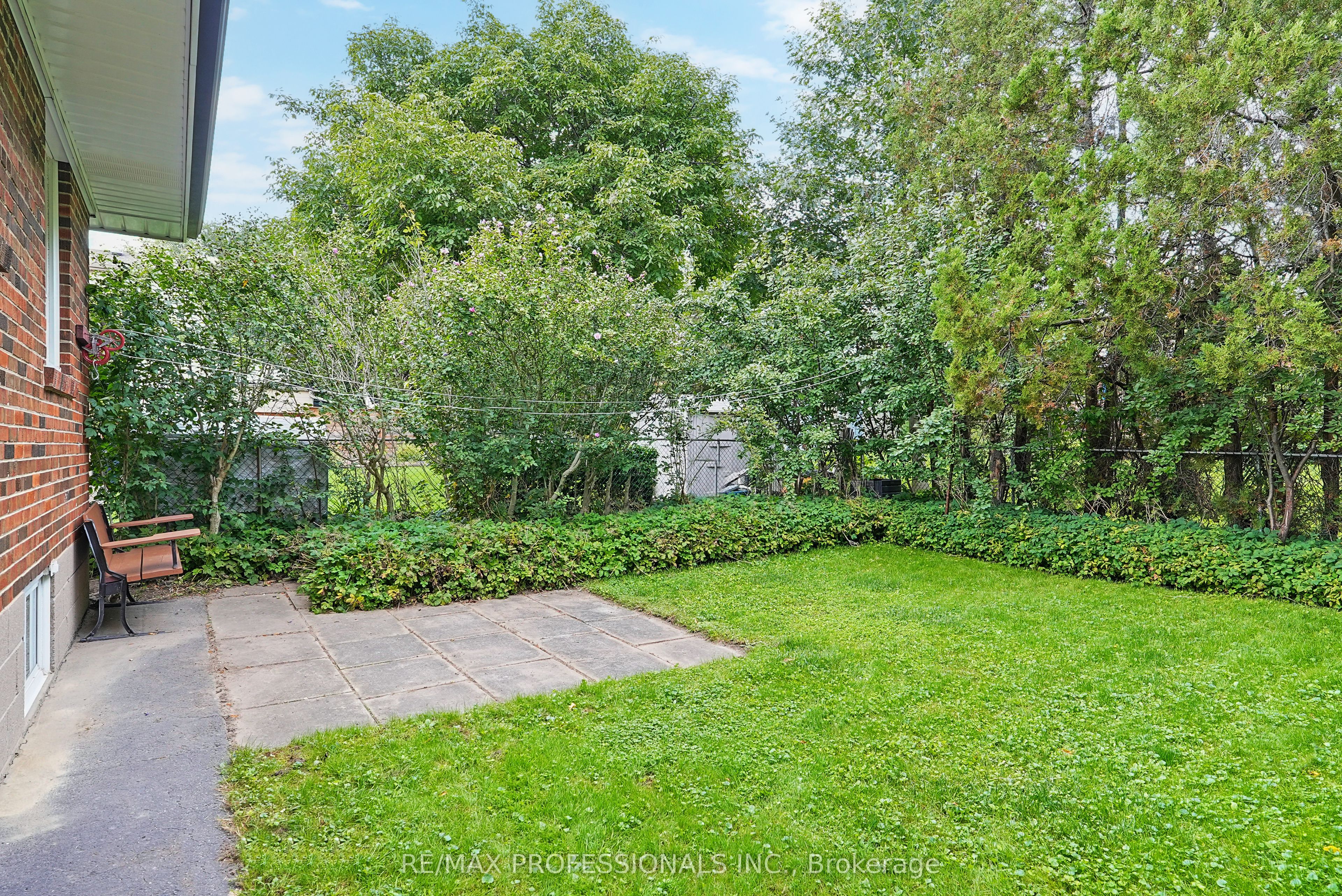 45 Fernalroy Boulevard Property Photo 42
