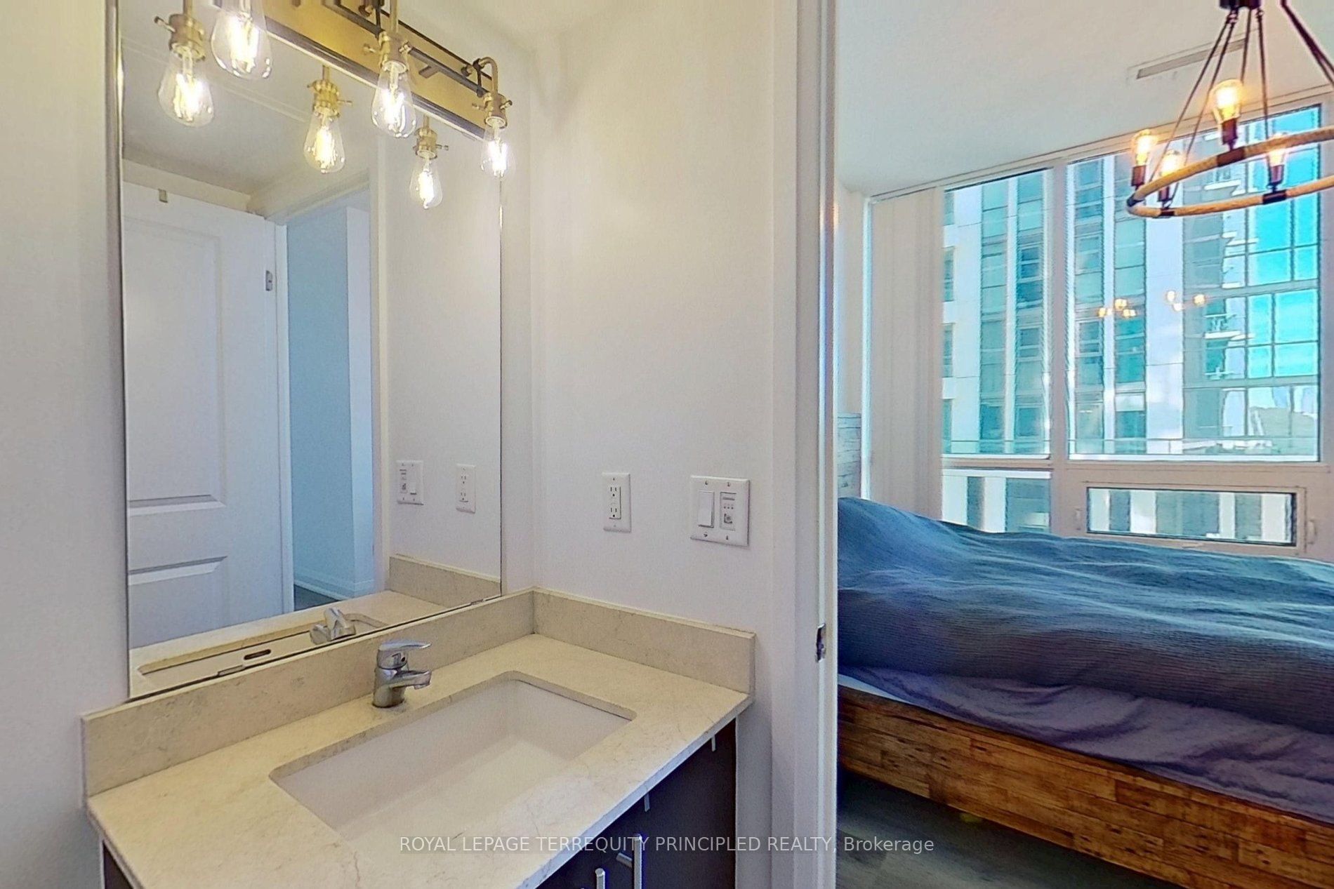 1185 The Queensway 504 Property Photo 20