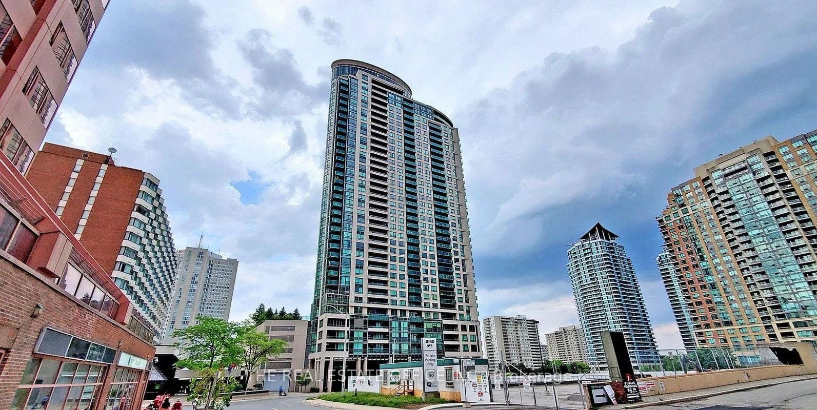 208 Enfield Place 1502