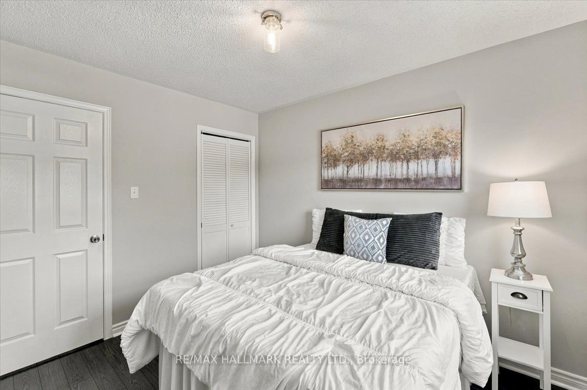 5732 Bell Harbour Drive Property Photo 18