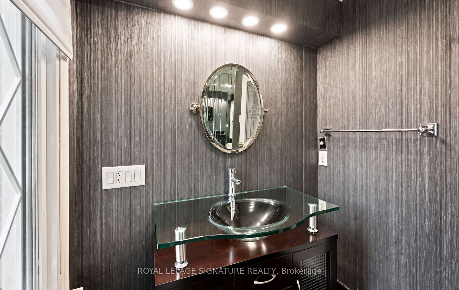 251 Third Line Property Photo 31
