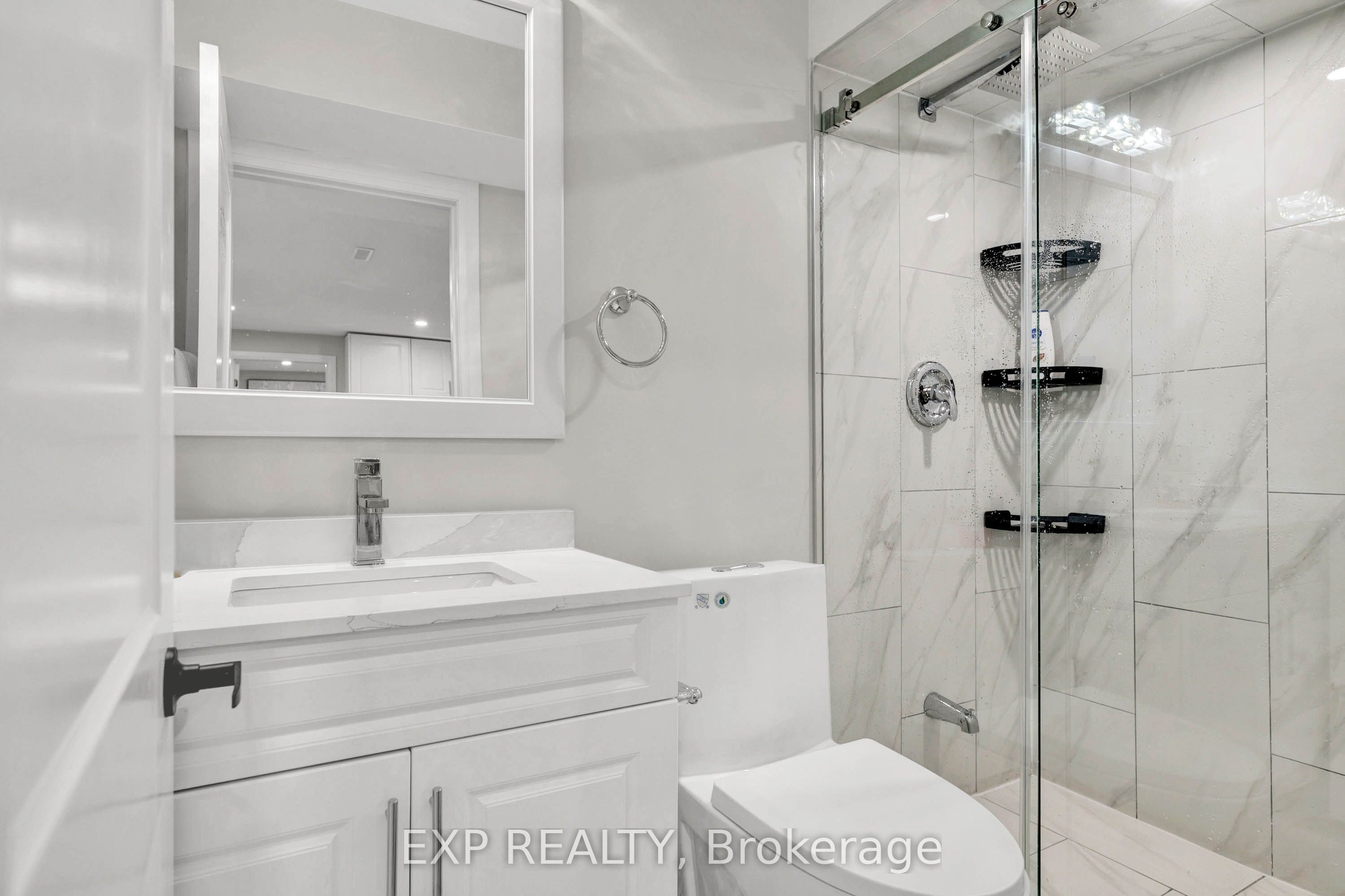 448 Dougall Avenue Unit A Property Photo 19
