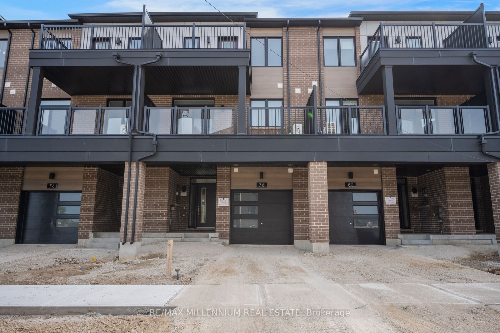78 Fieldfare Road Property Photo 1