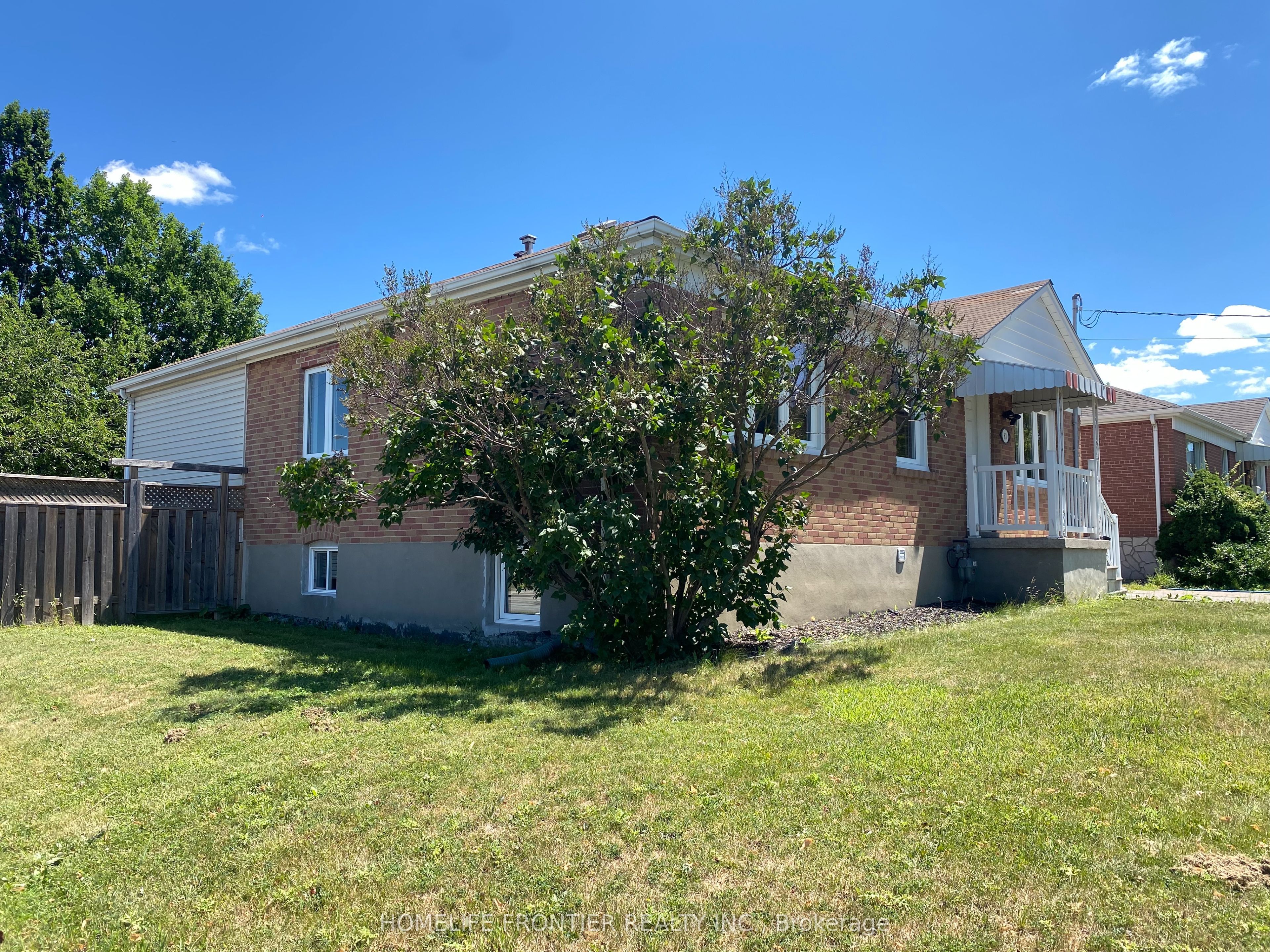 63 Lockerbie Avenue Main Property Photo 3