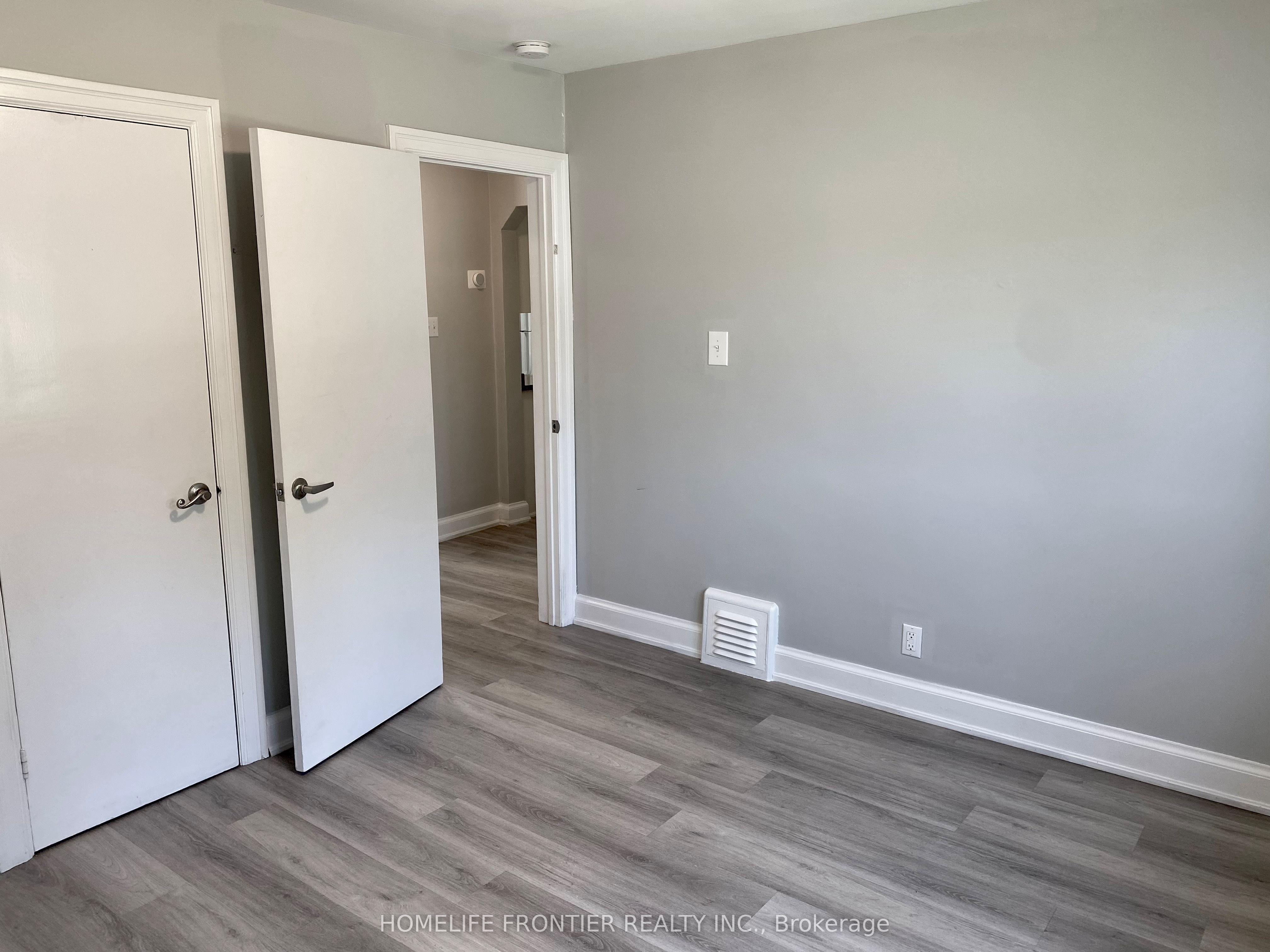63 Lockerbie Avenue Main Property Photo 20