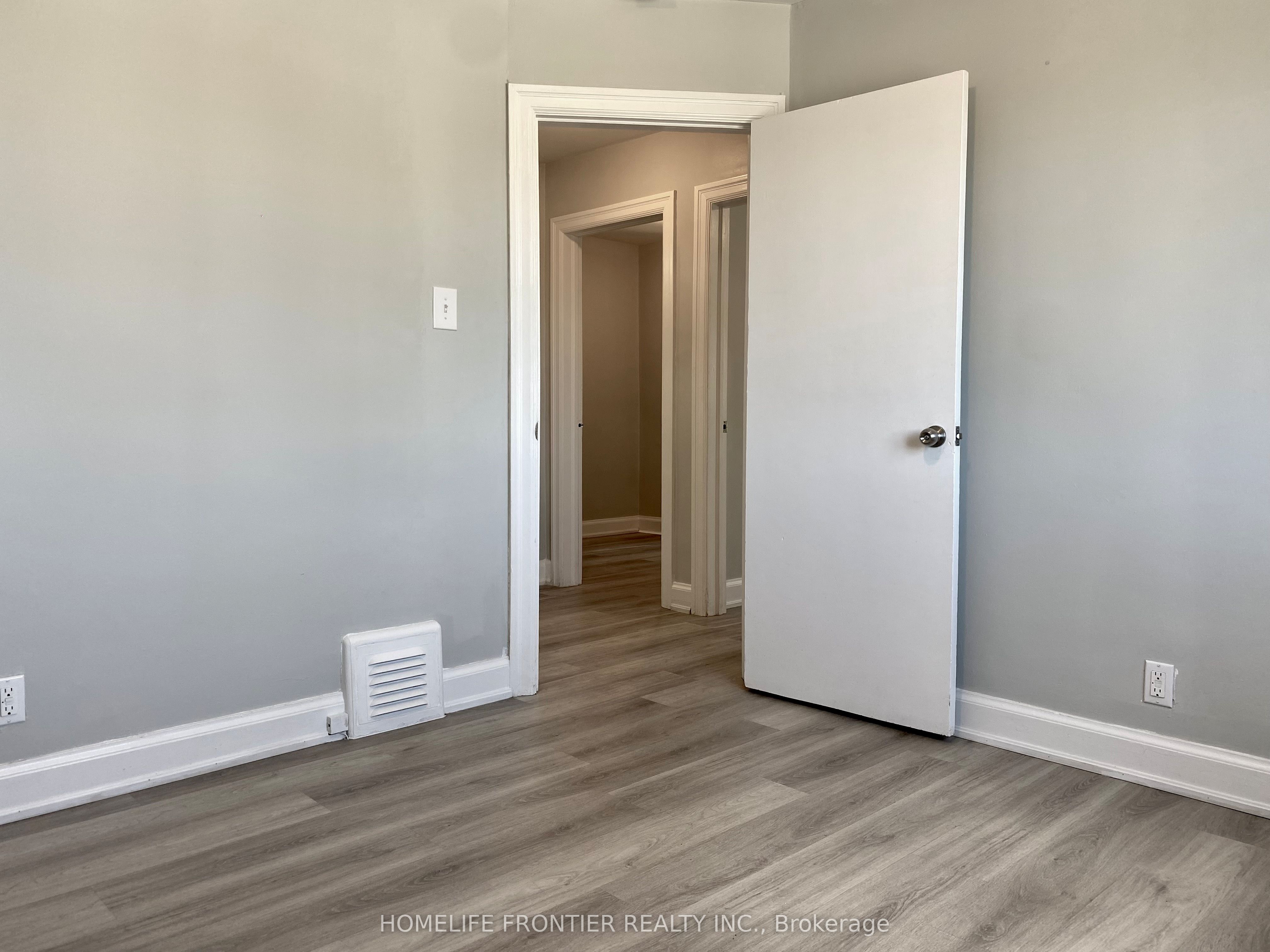 63 Lockerbie Avenue Main Property Photo 21