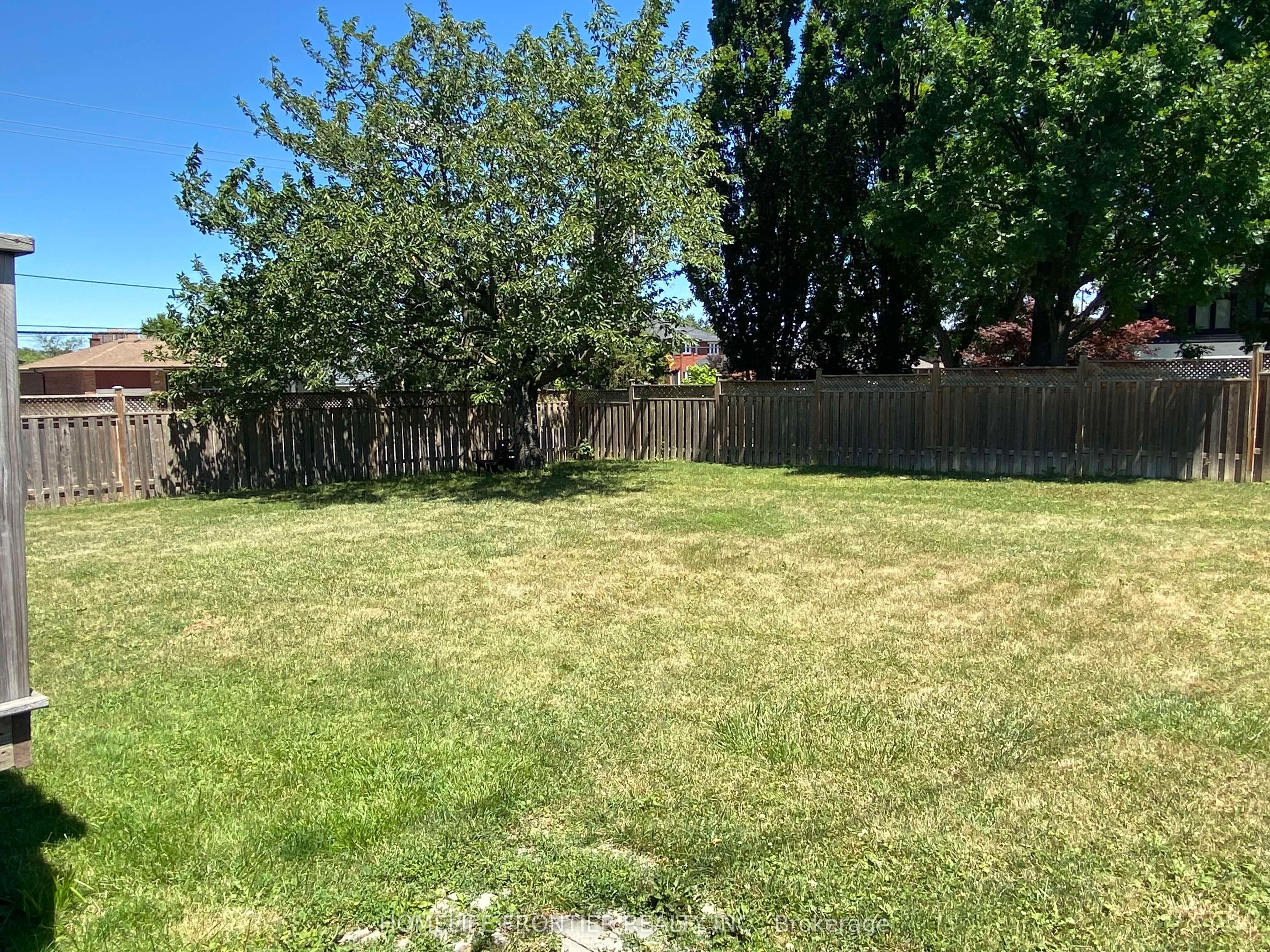 63 Lockerbie Avenue Main Property Photo 22