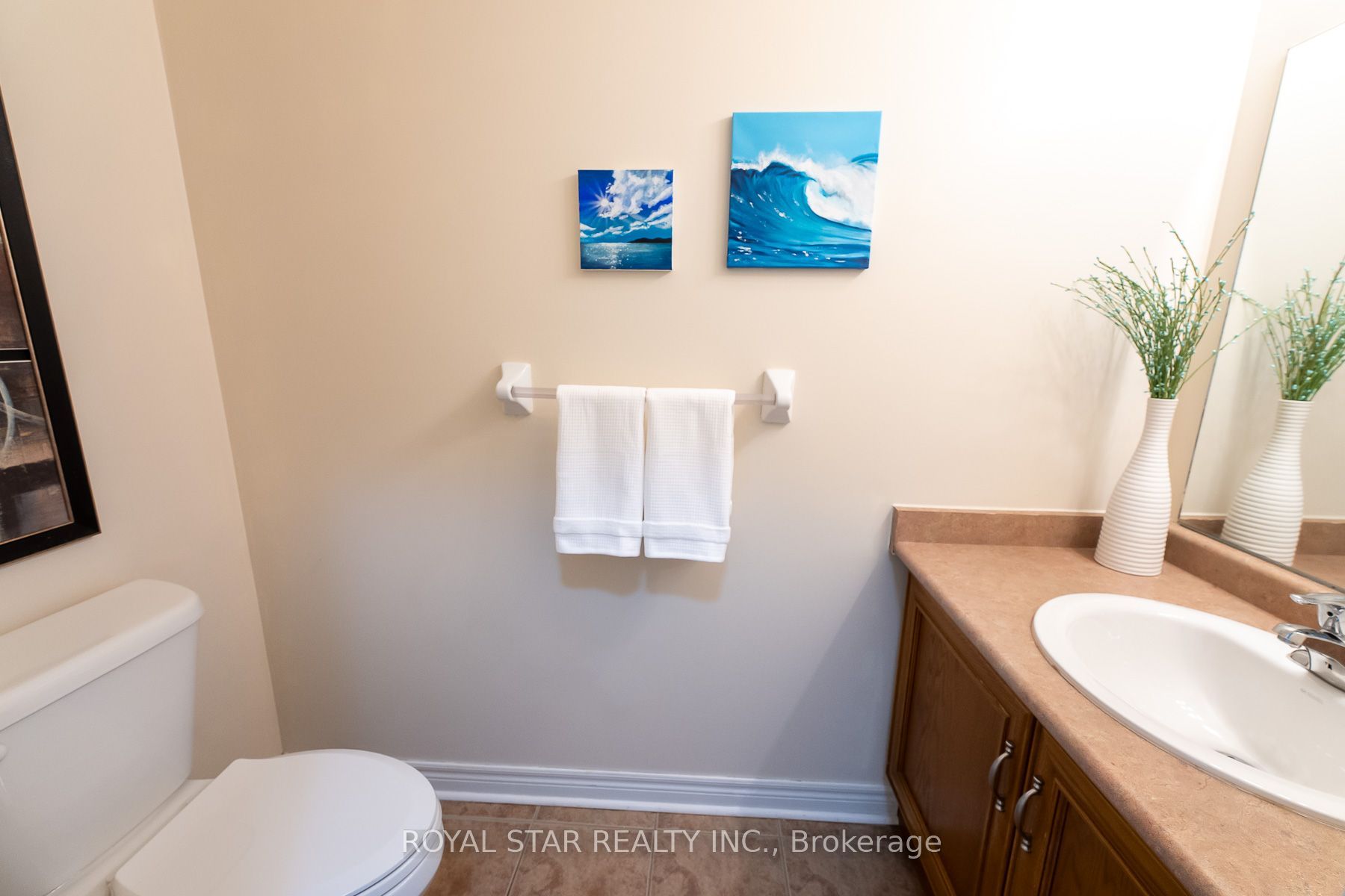 479 Vodden Street E Property Photo 8