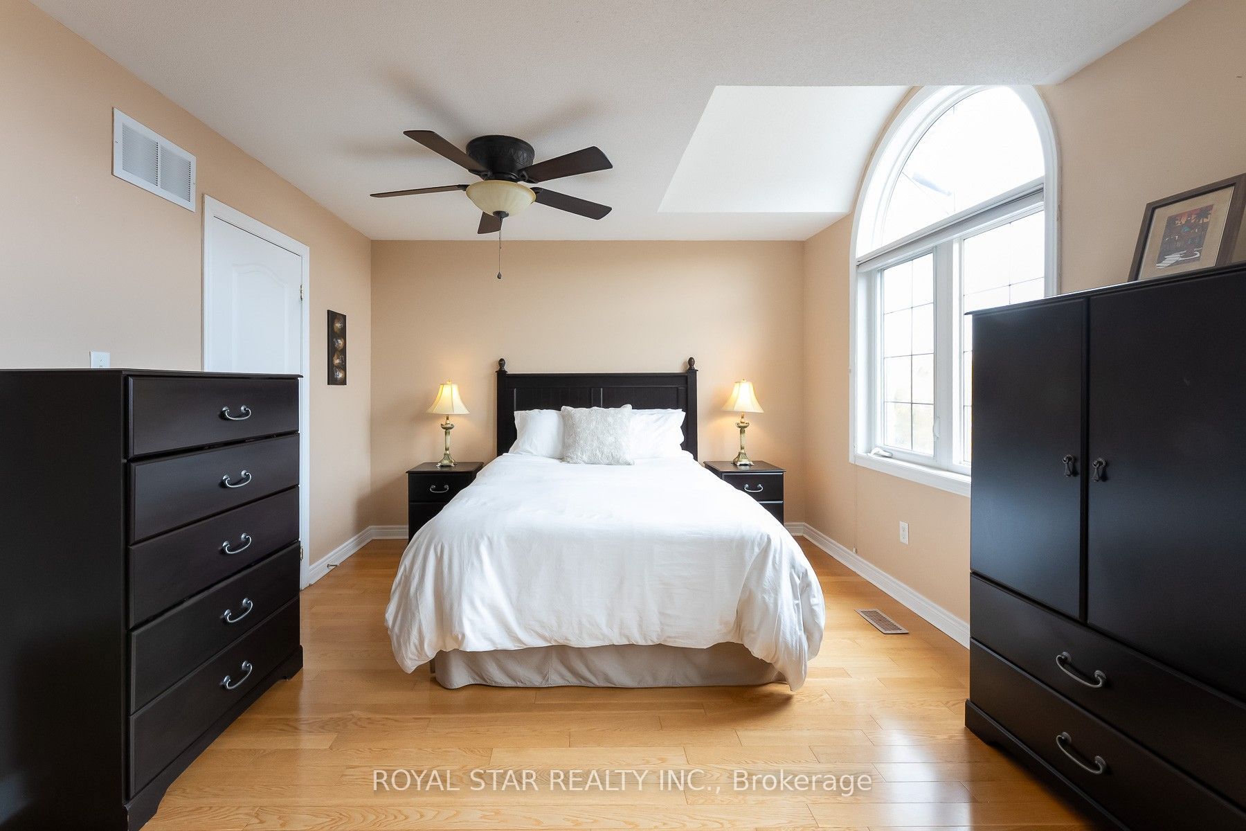 479 Vodden Street E Property Photo 25