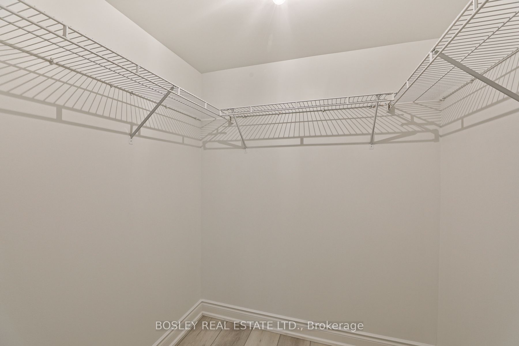 2111 Lake Shore Boulevard W 1512 Property Photo 14