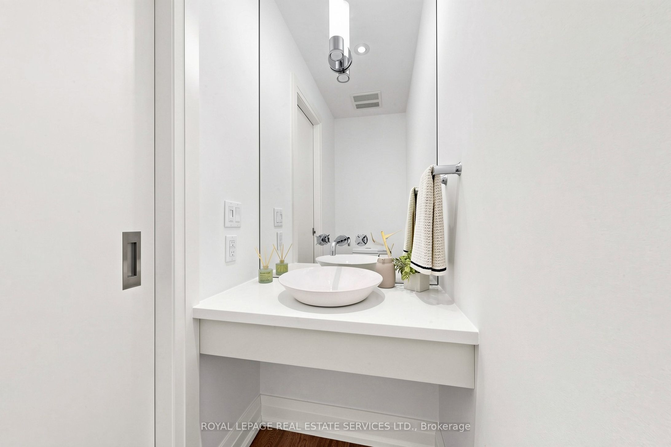 229 Mcroberts Avenue Property Photo 10