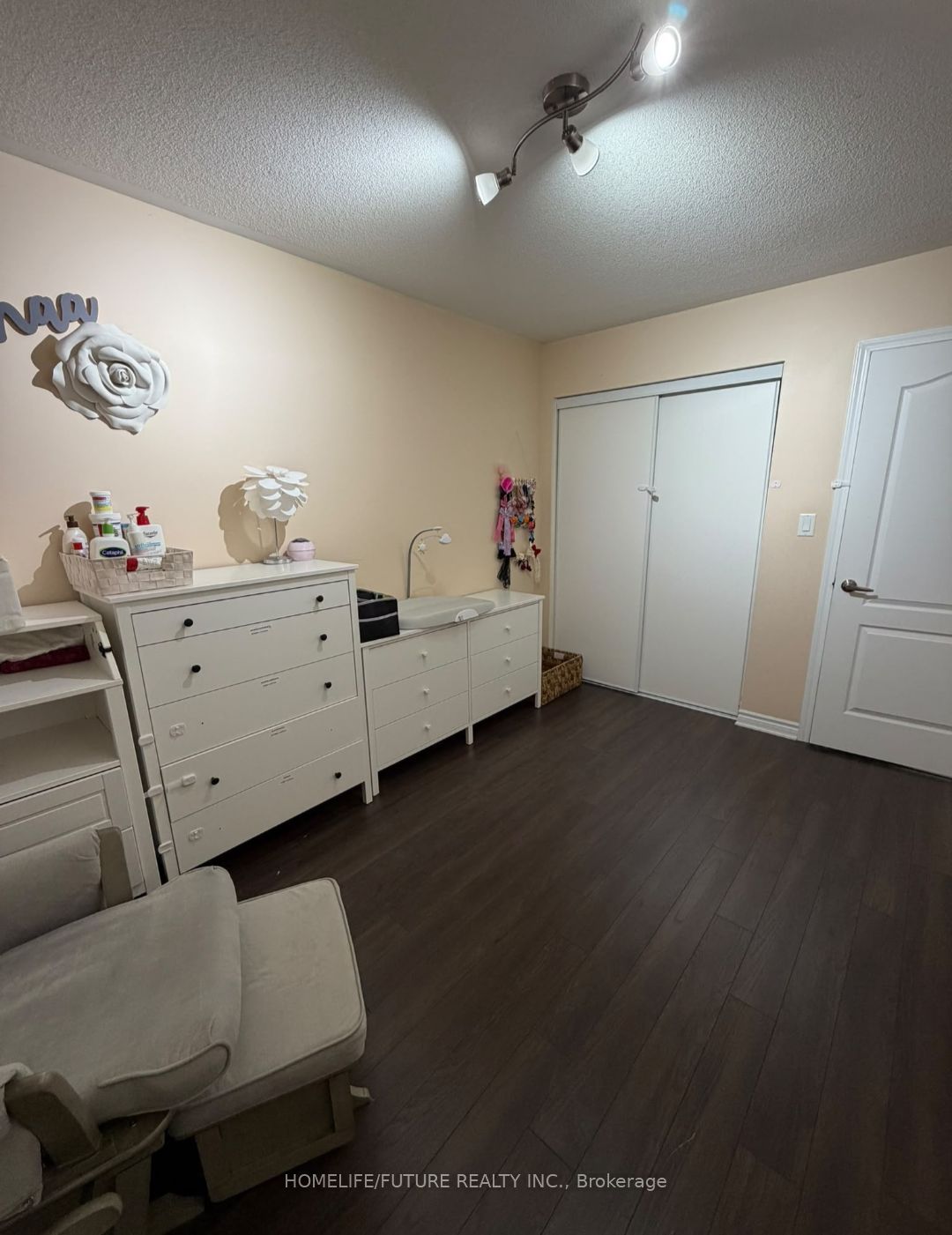 80 Phyllis Drive Property Photo 14