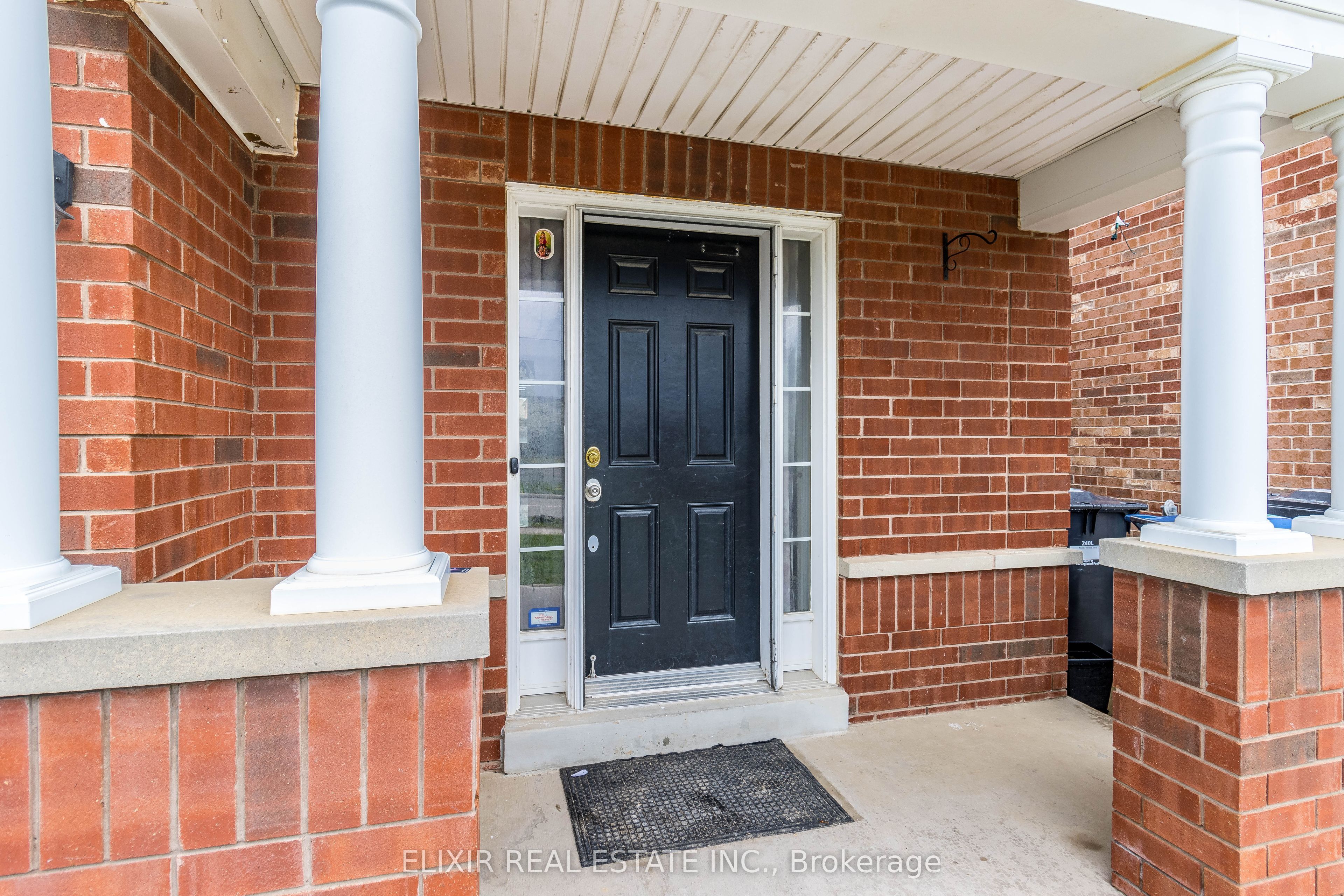 61 Bushmill Circle Property Photo 2