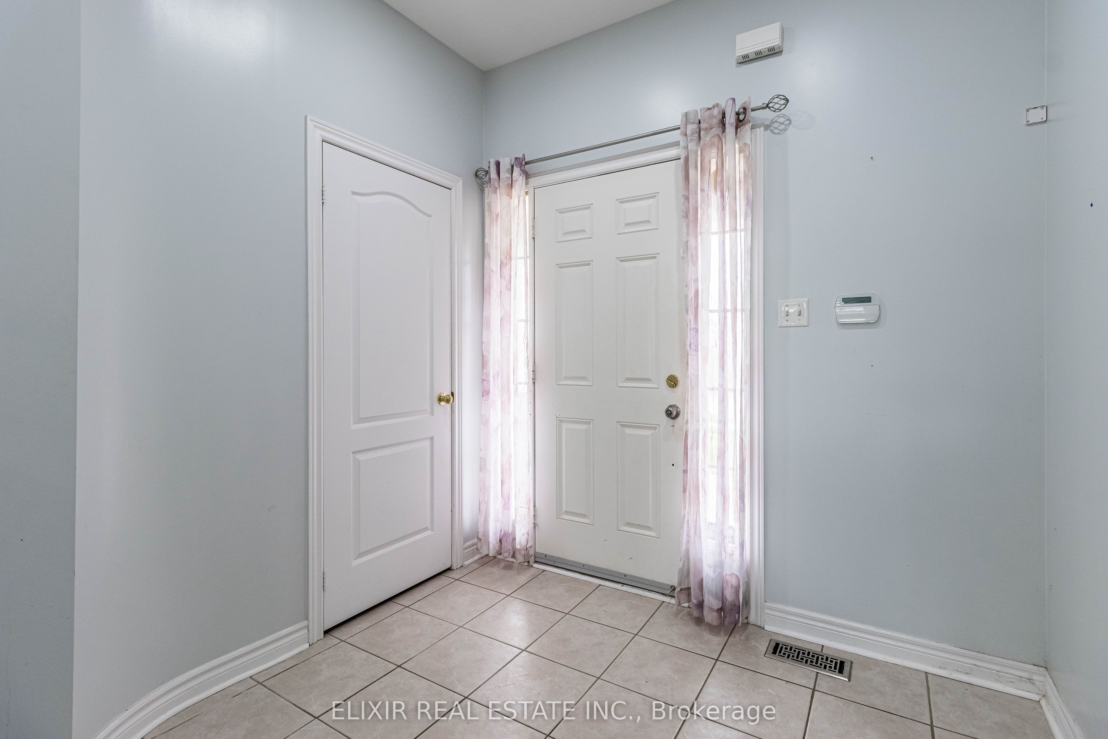 61 Bushmill Circle Property Photo 4