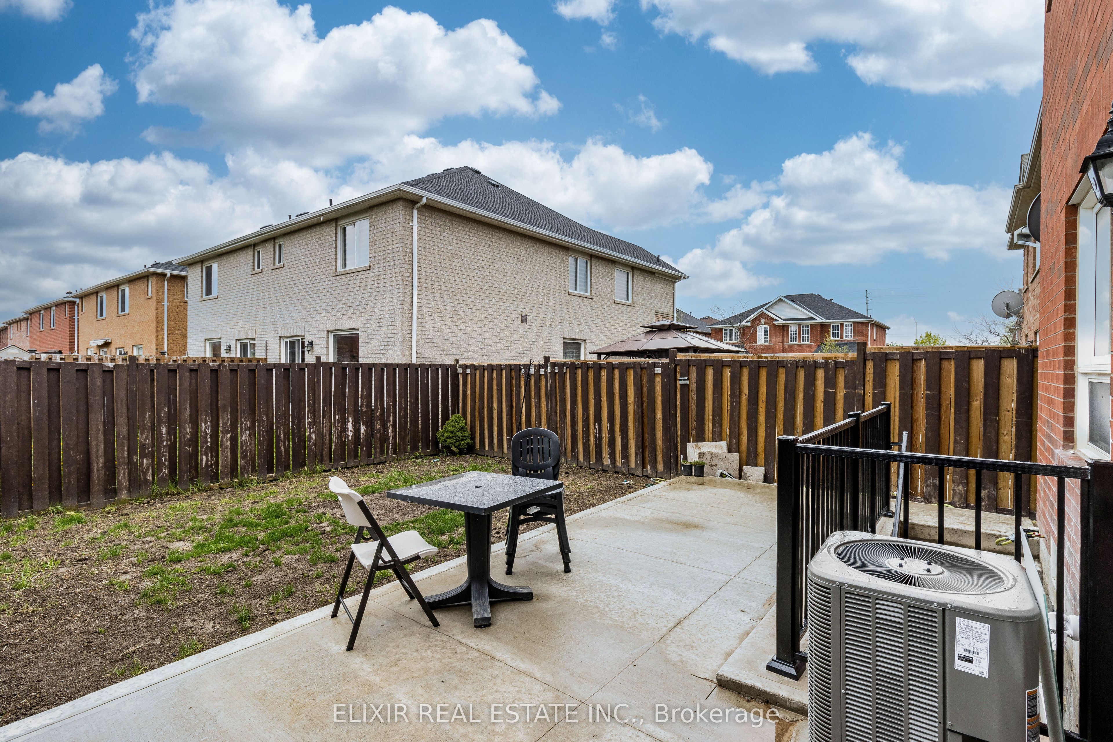 61 Bushmill Circle Property Photo 25