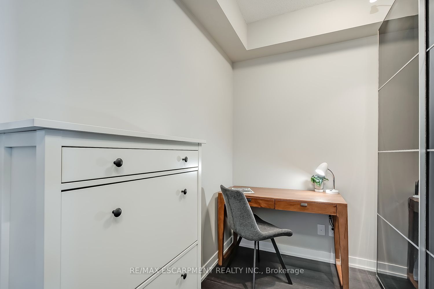5240 Dundas Street 604 Property Photo 2