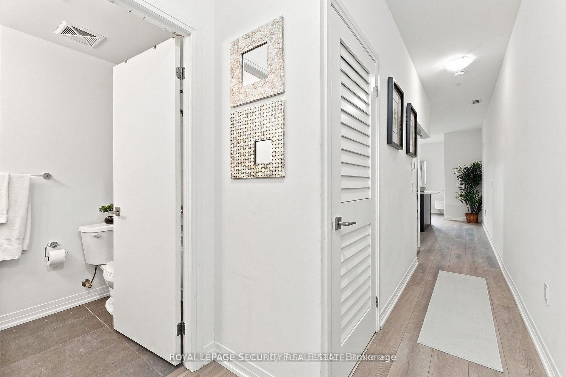 408 Browns Line 110 Property Photo 3