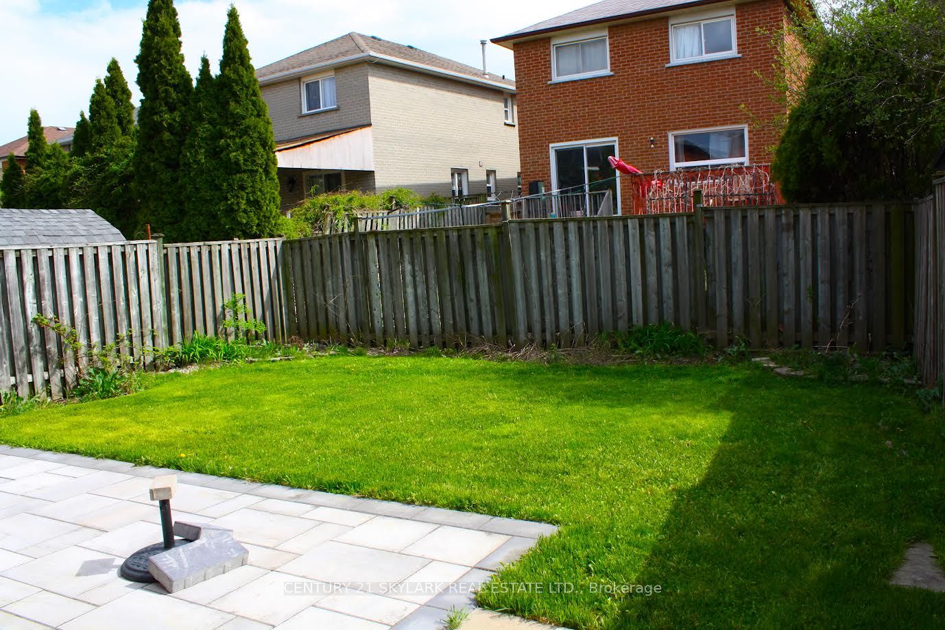 173 Lech Walesa Drive Property Photo 26