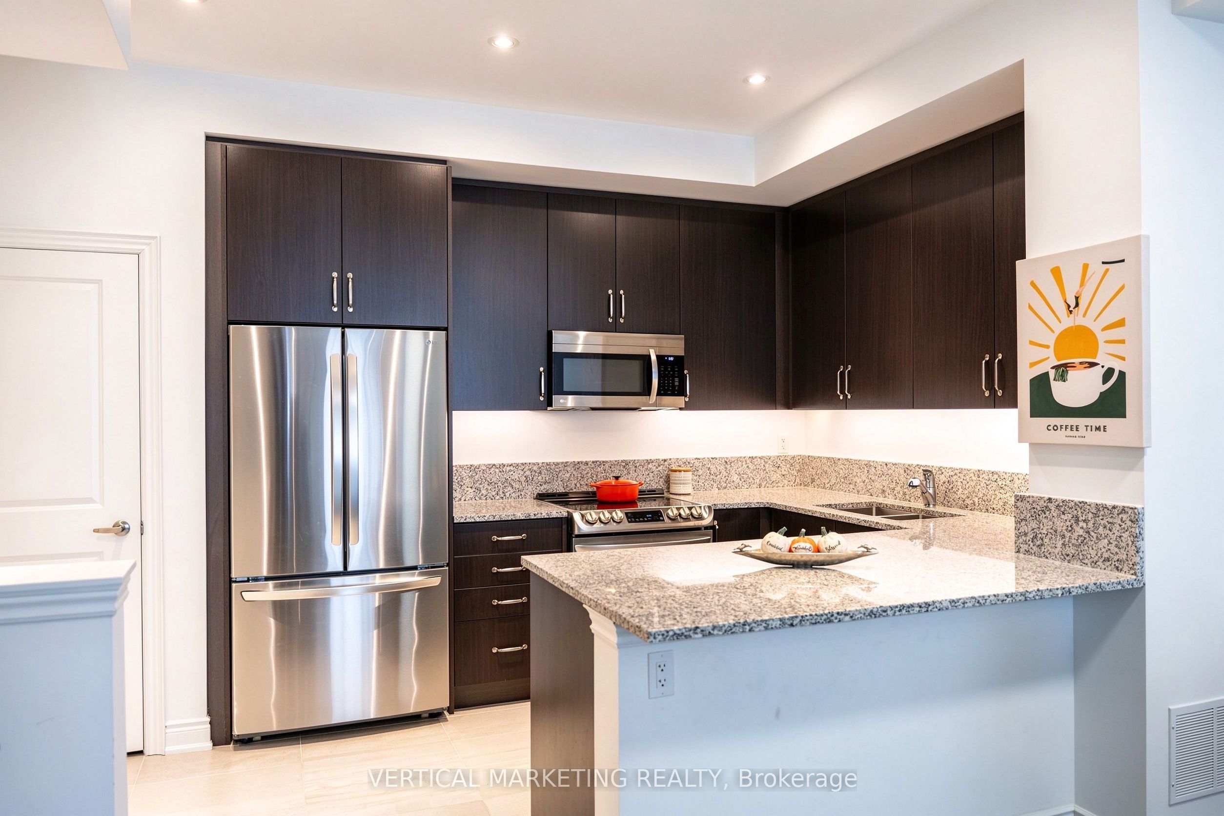 40 Lunar Crescent 72 Property Photo 20