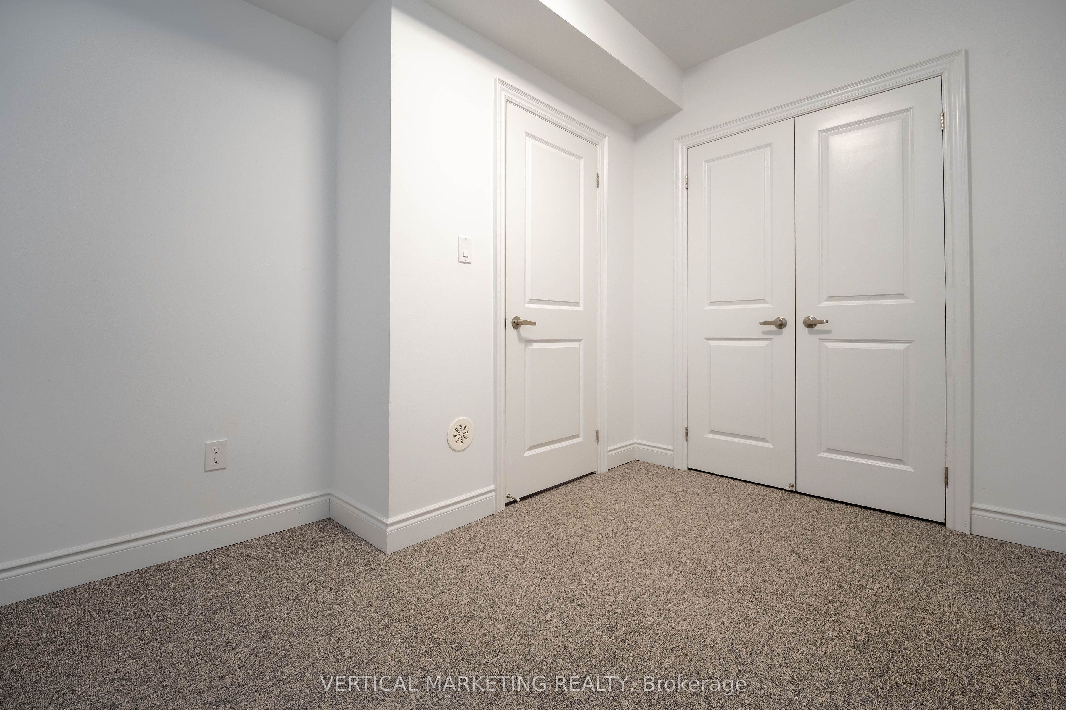 40 Lunar Crescent 72 Property Photo 29