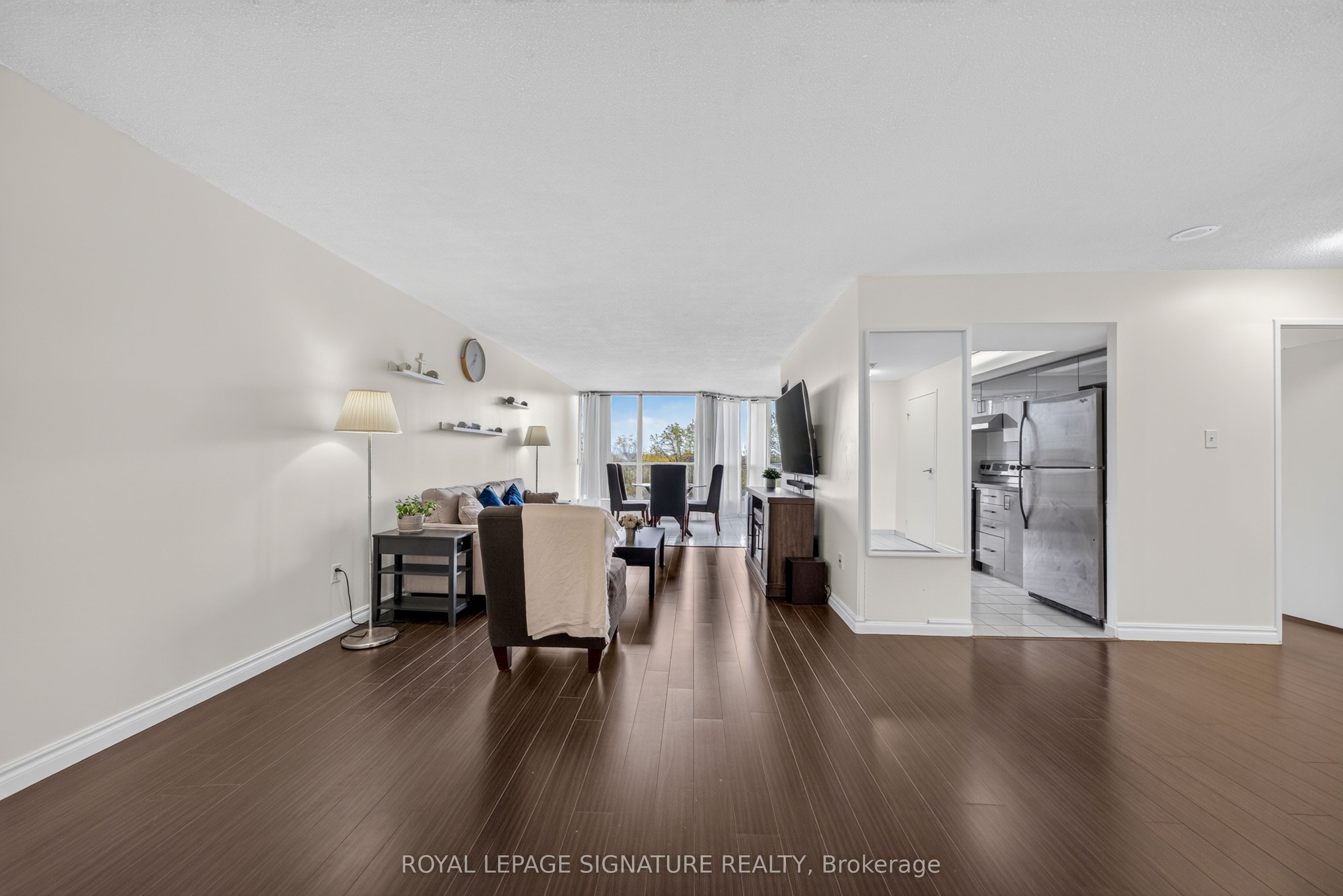 1 Rowntree Road 211 Property Photo 4