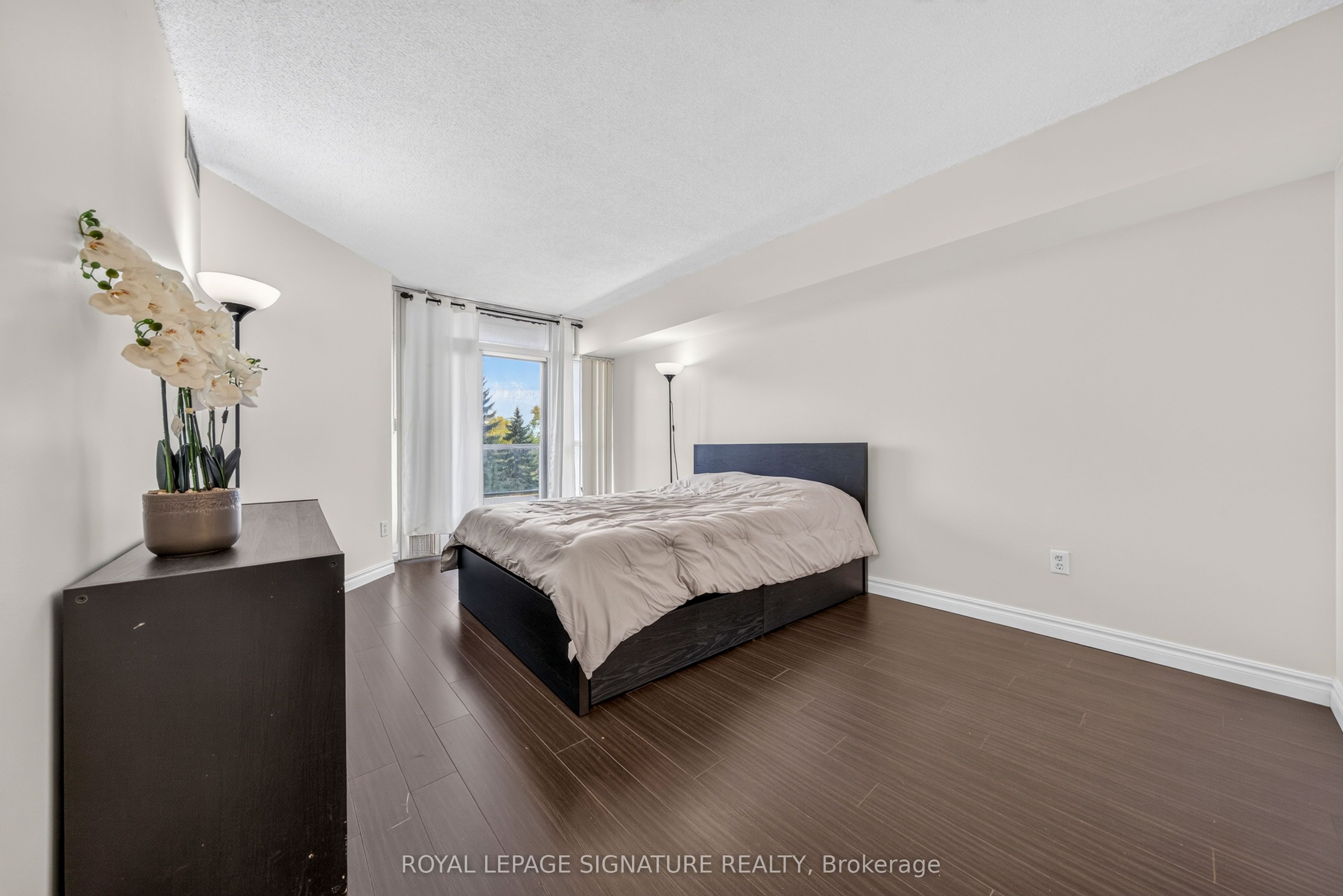 1 Rowntree Road 211 Property Photo 15