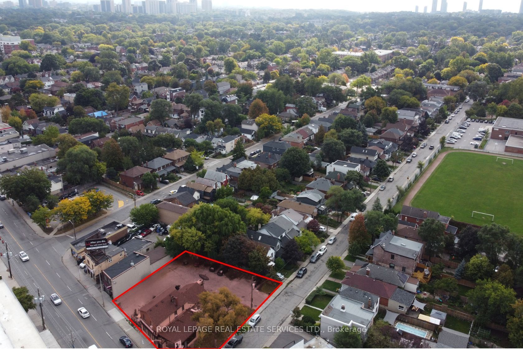 3513 Dundas Street W Property Photo 3