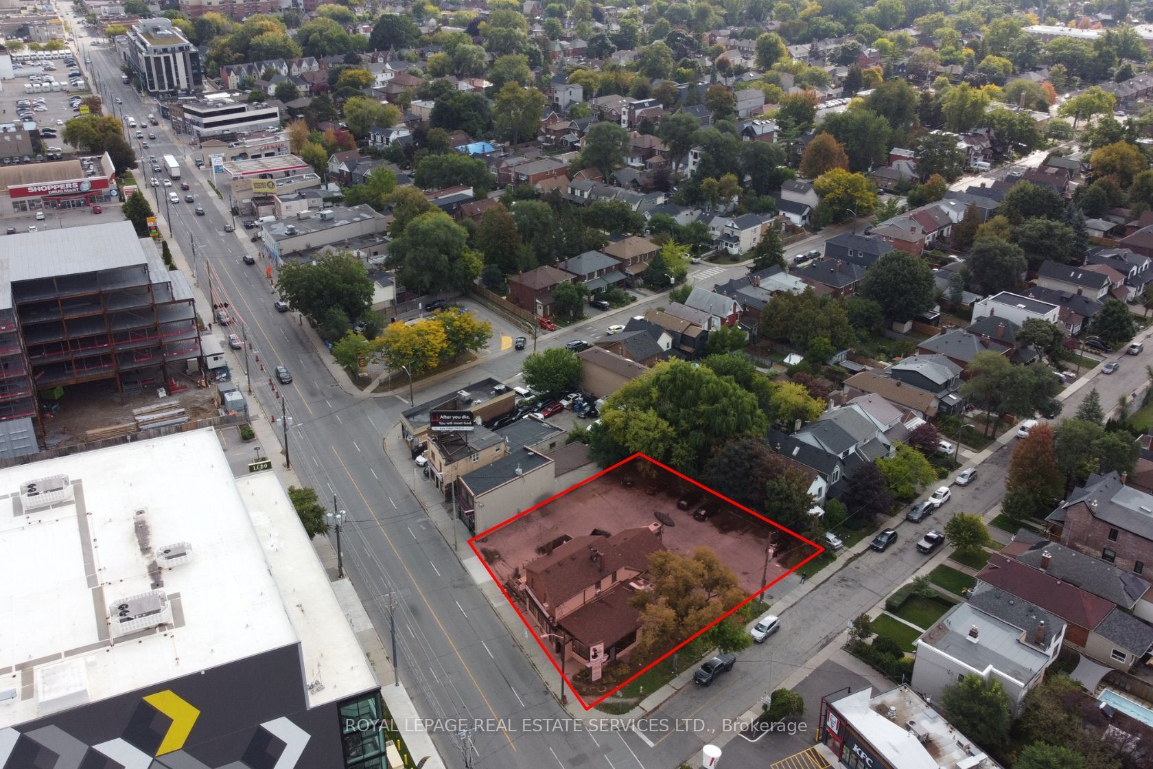 3513 Dundas Street W Property Photo 4