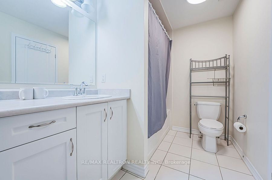 30 Vaudeville Drive Main Property Photo 22
